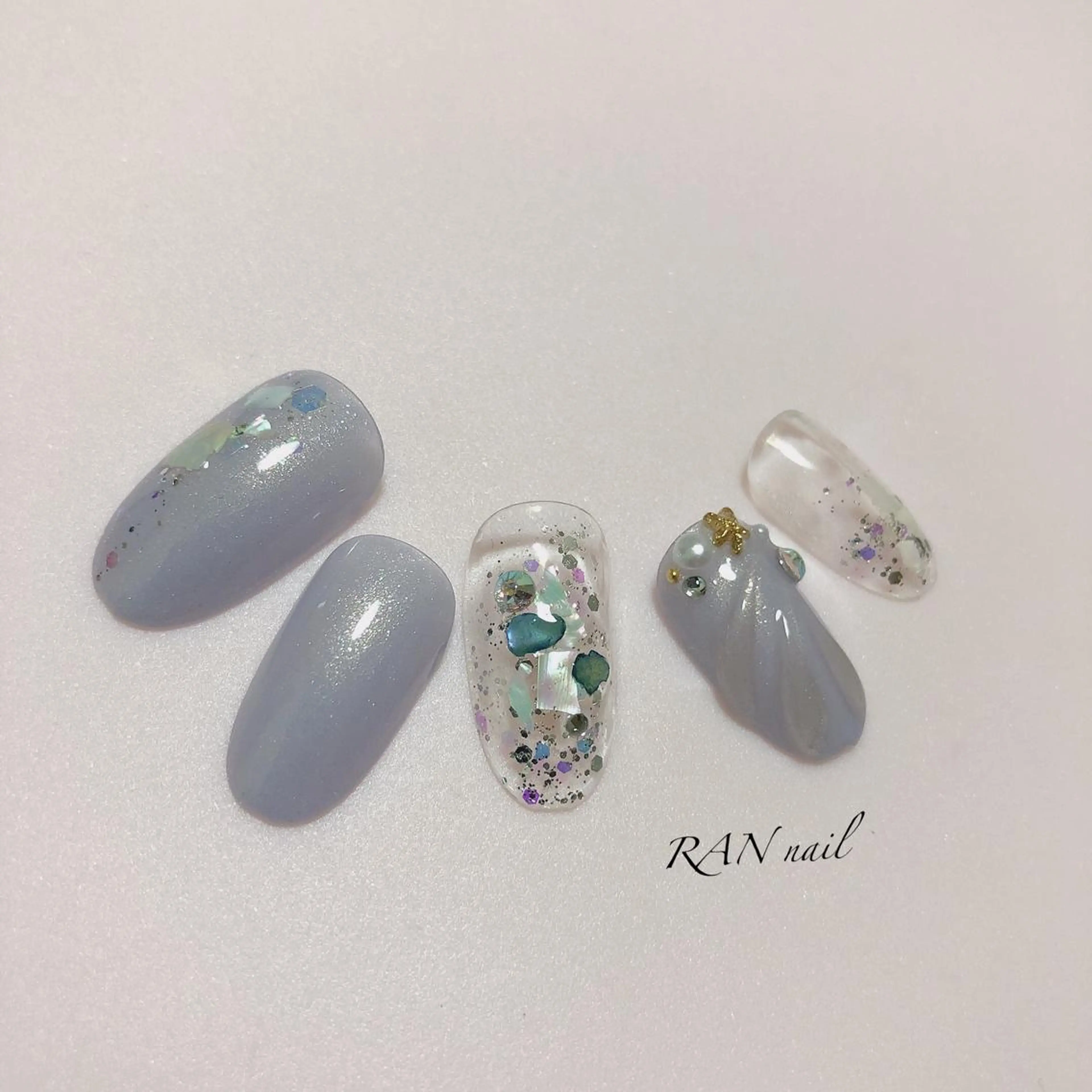 ネイル フットネイル キラキラネイル ラメ(グリッター) ハンドネイル フットネイル RAN nailのネイルデザイン