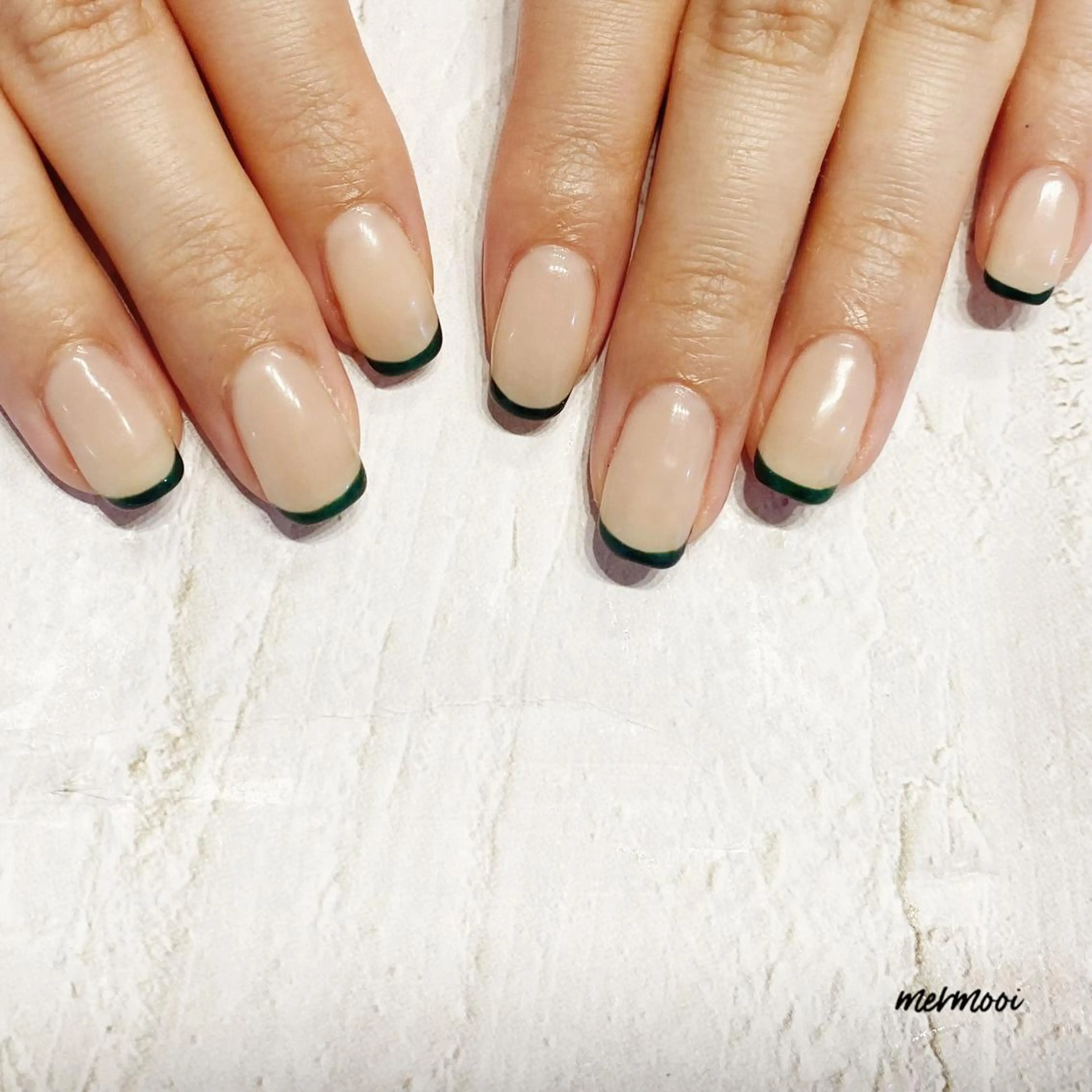 ネイル クリアネイル フレンチネイル グリーン オフィスネイル シンプルネイル melumooi nailのネイルデザイン