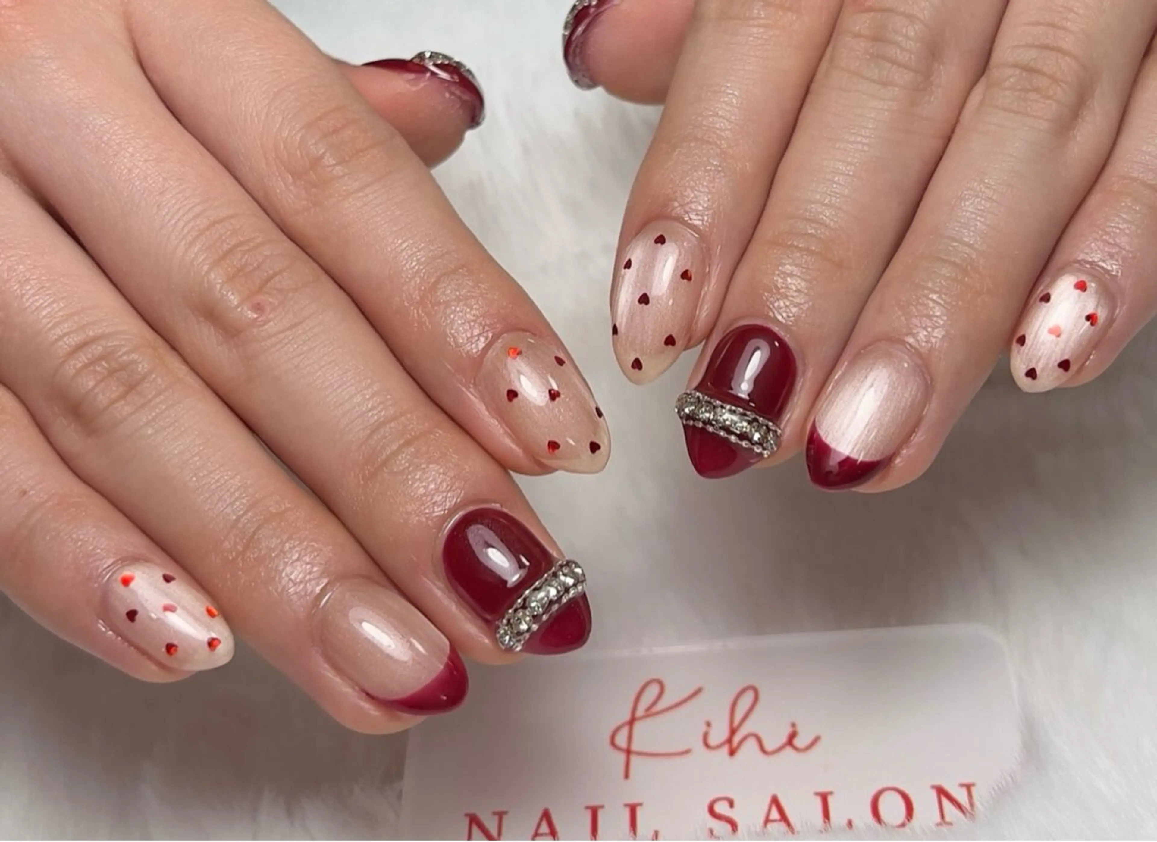 ネイル フレンチネイル ジェルネイル グラデーション キラキラネイル 韓国ネイル ハンドネイル 清水 ユナのネイルデザイン