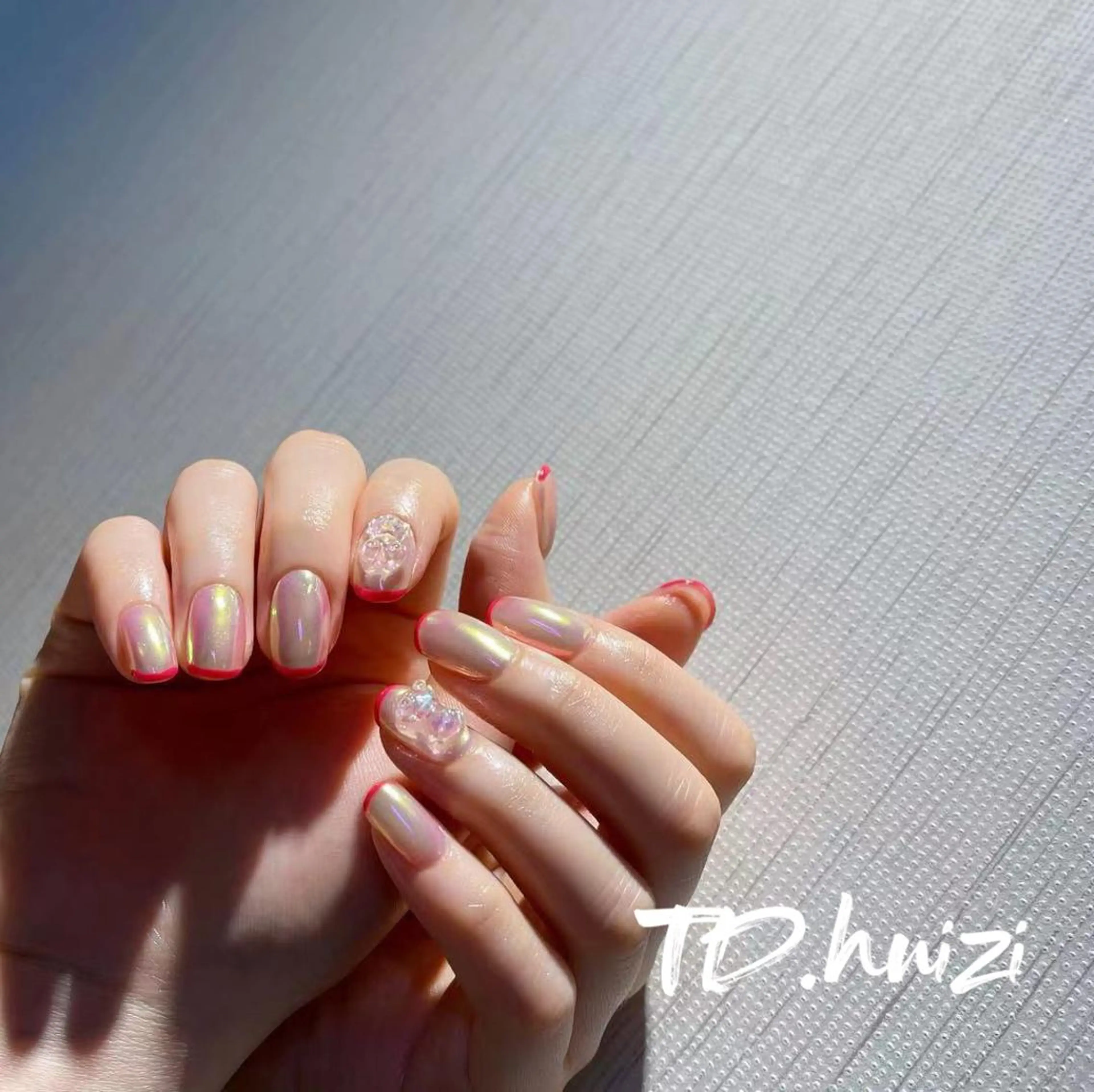 ミディアム めぐみのネイルサロン スタッフ練習のネイルデザイン