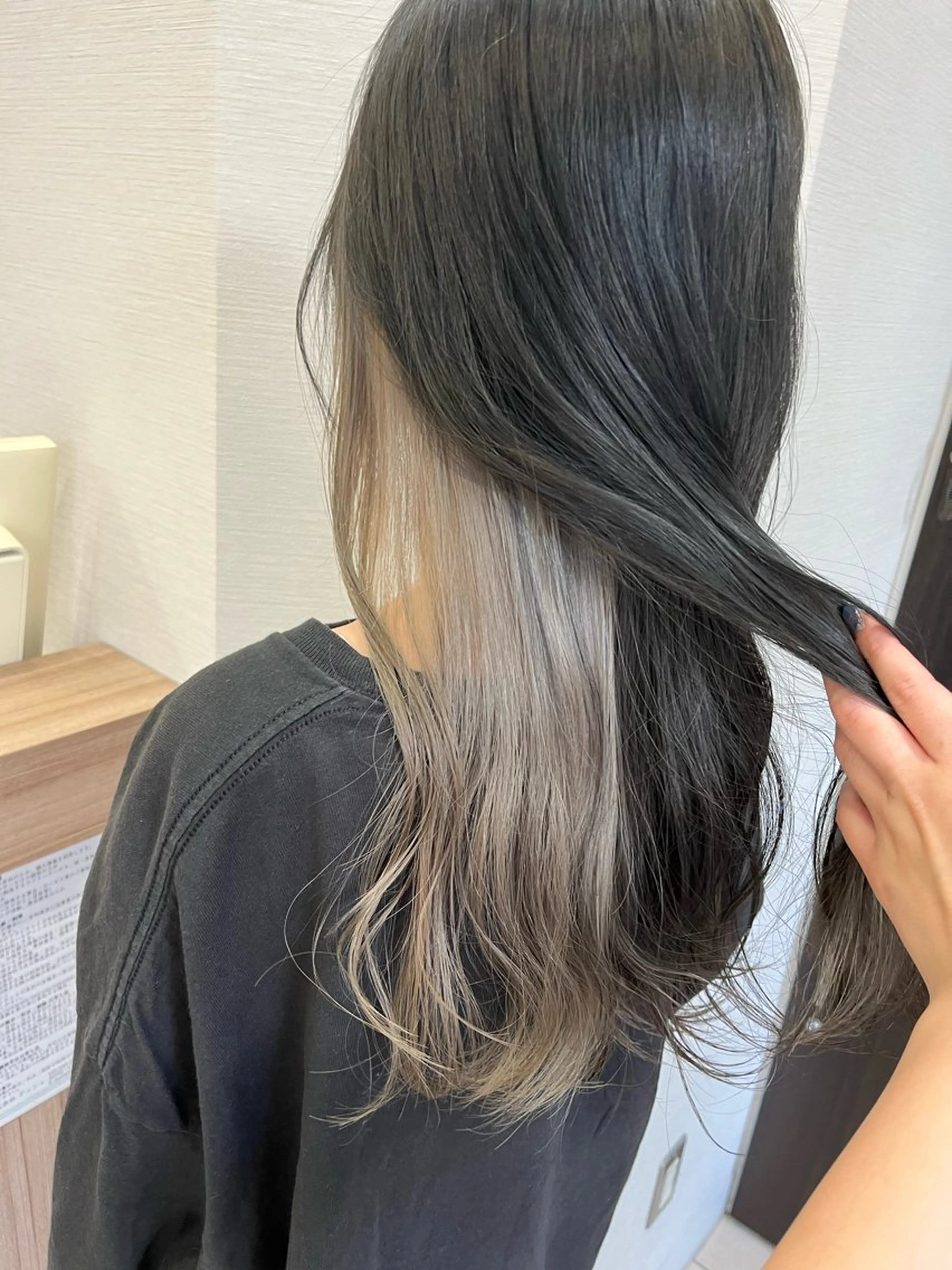 カラー 🌕ダブルカラー/ ハイトーン/松本🌕のヘアスタイル