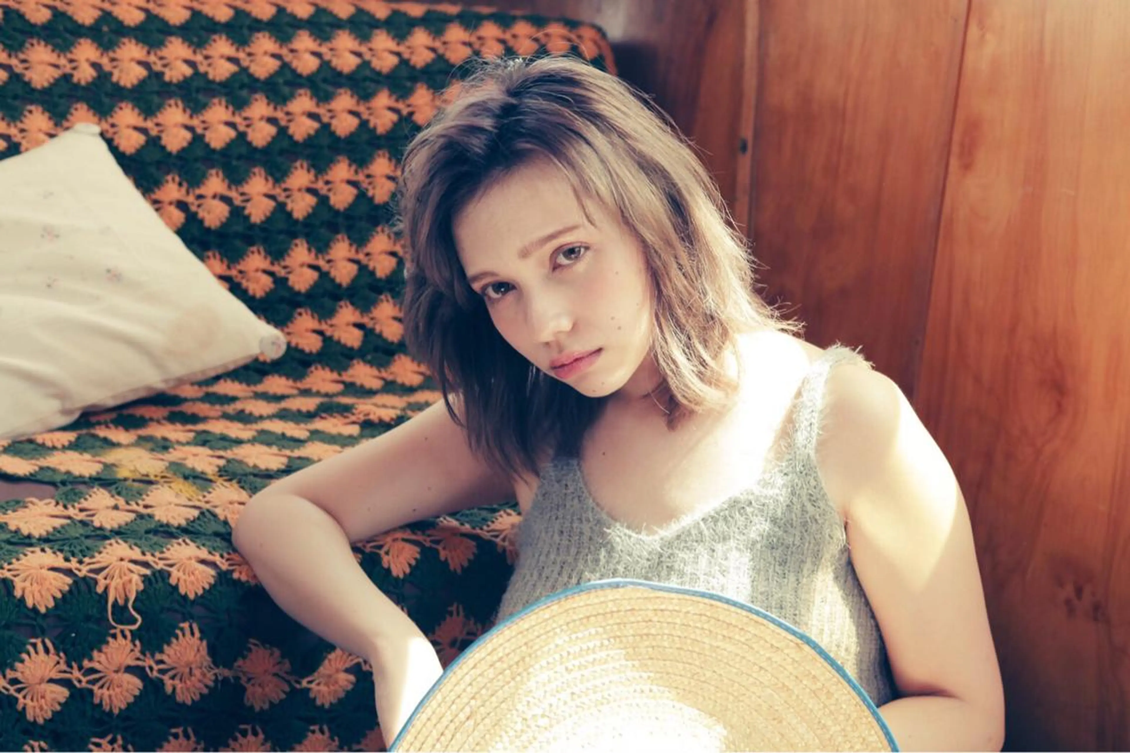 ミディアム カラー conne& ririのヘアスタイル