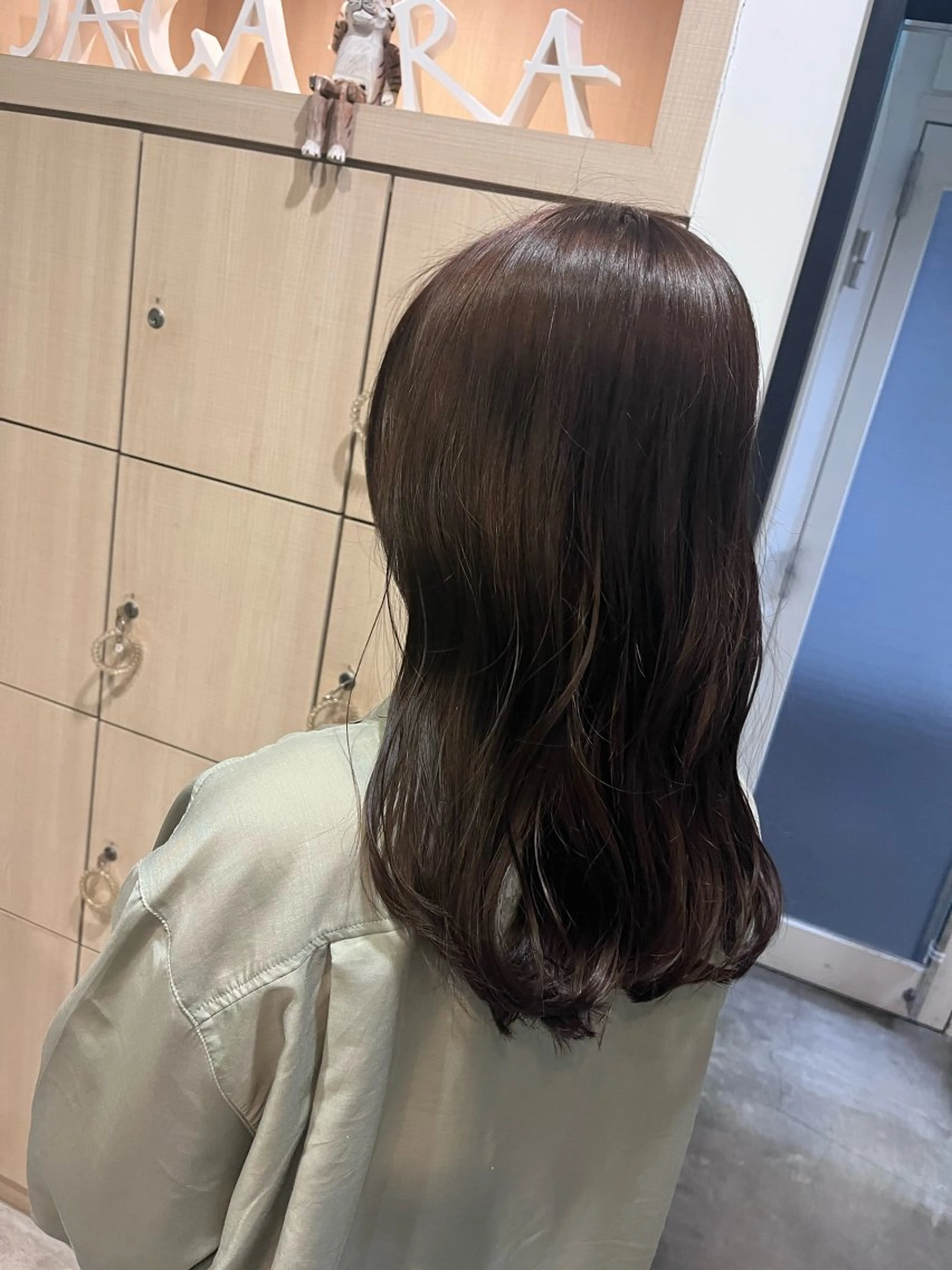 カラー NEIRO/透明感 カラー/グレージュのヘアスタイル