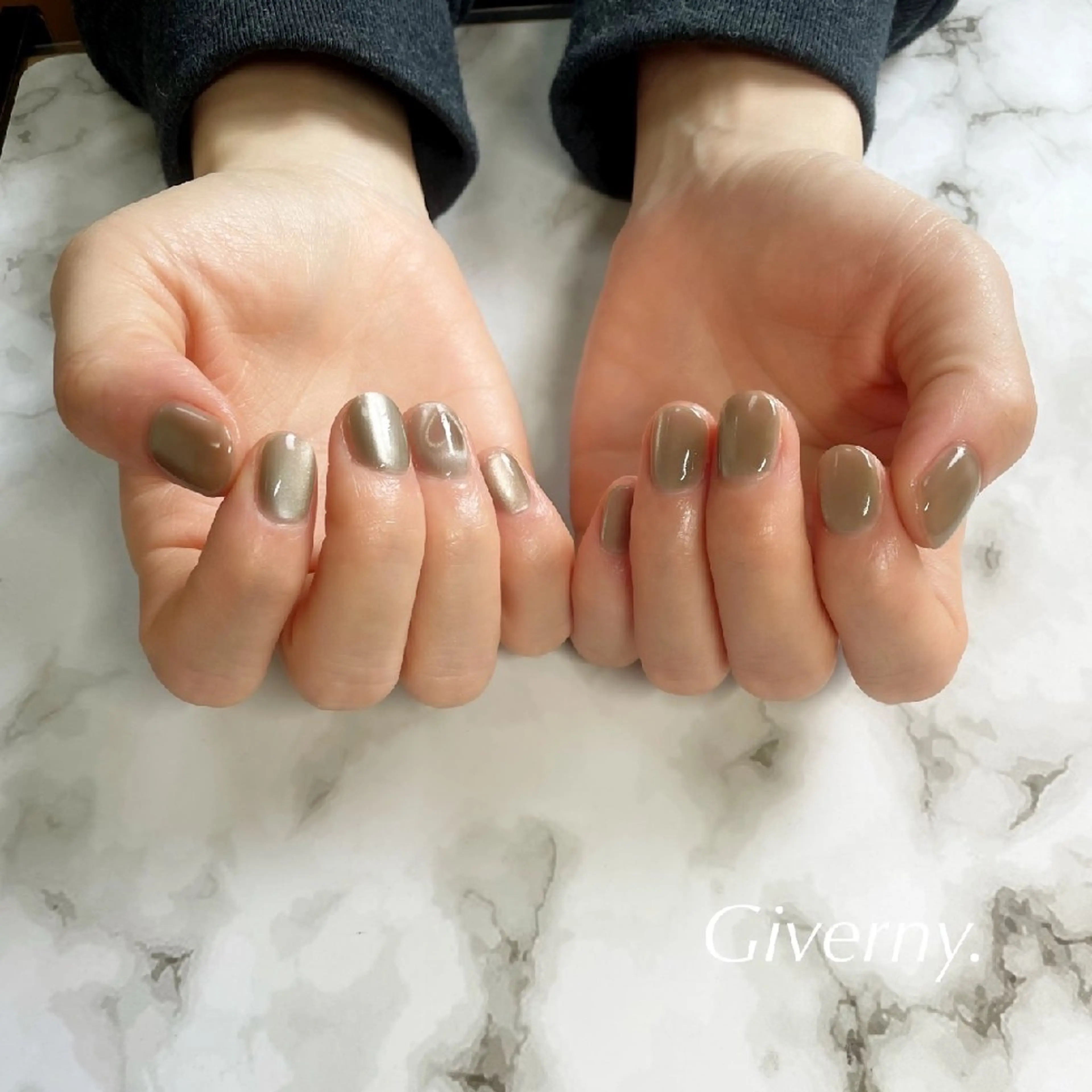 ネイル マグネットネイル 春ネイル ハンドネイル Giverny .のネイルデザイン