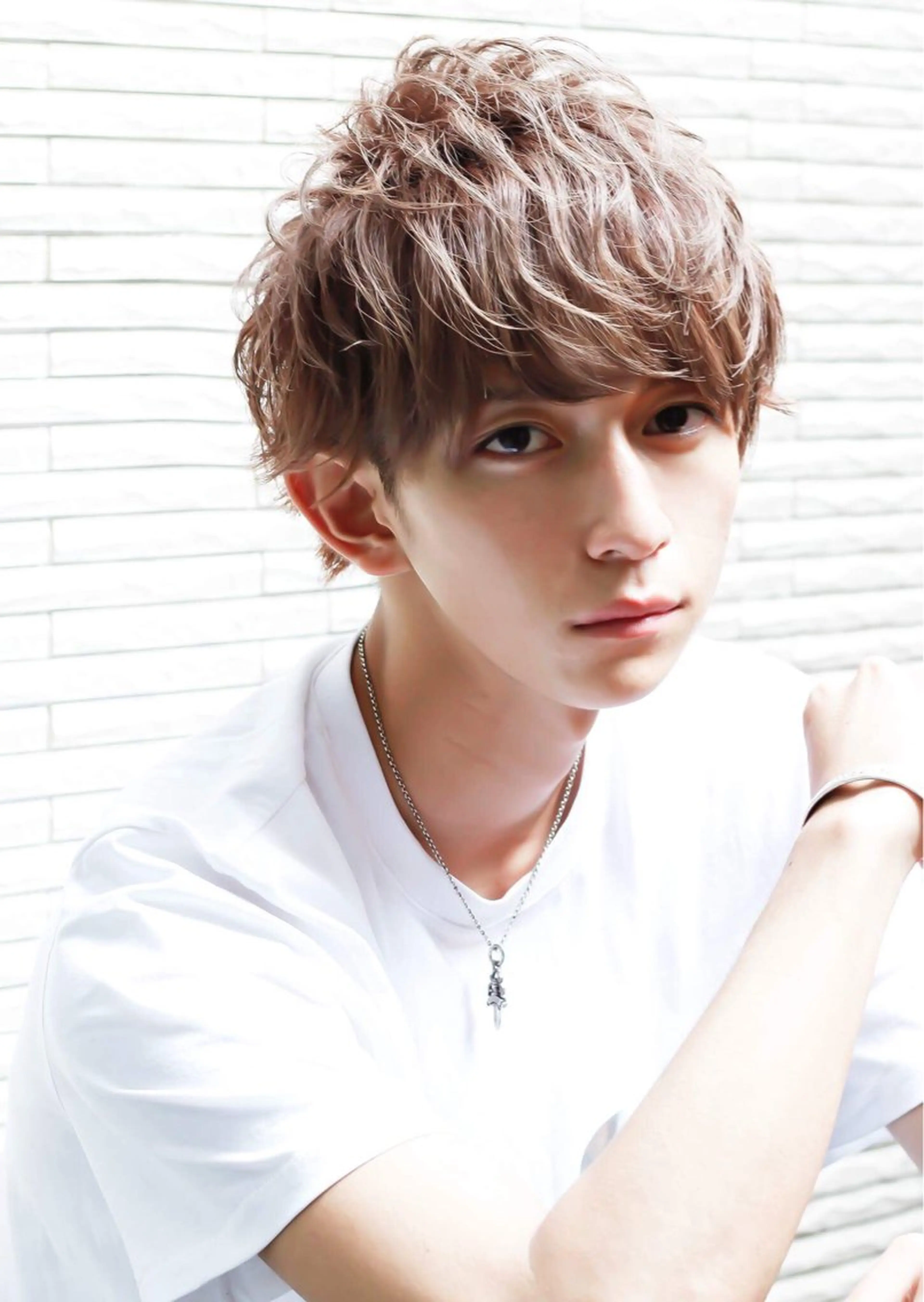 ショート カラー パーマ メンズ 佐伯 りょうのヘアスタイル