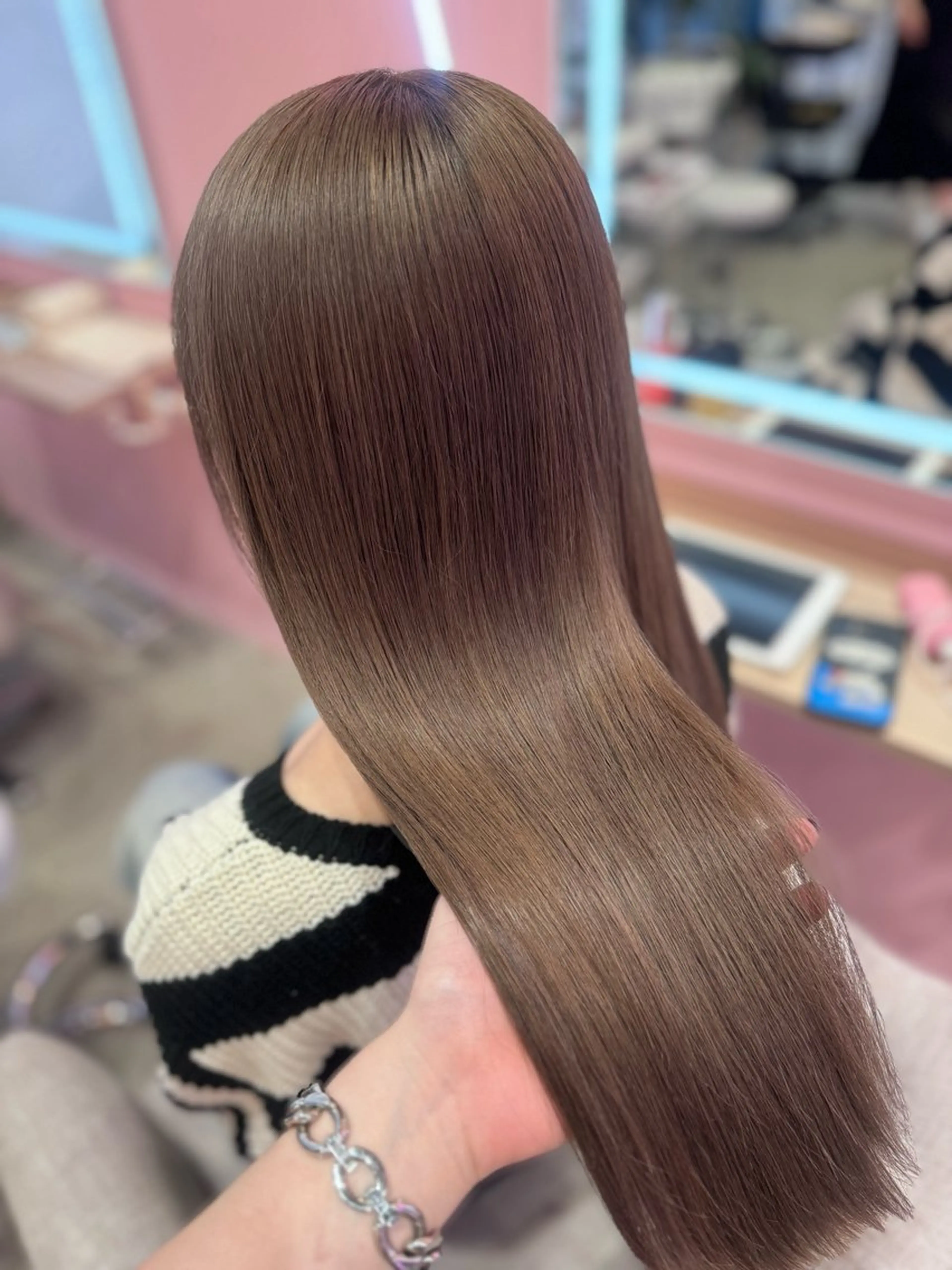 ロング wixymimi hair salon所属・艶カラー✨レイヤー 𝐚𝐲𝐚𝐤𝐚のヘアスタイル