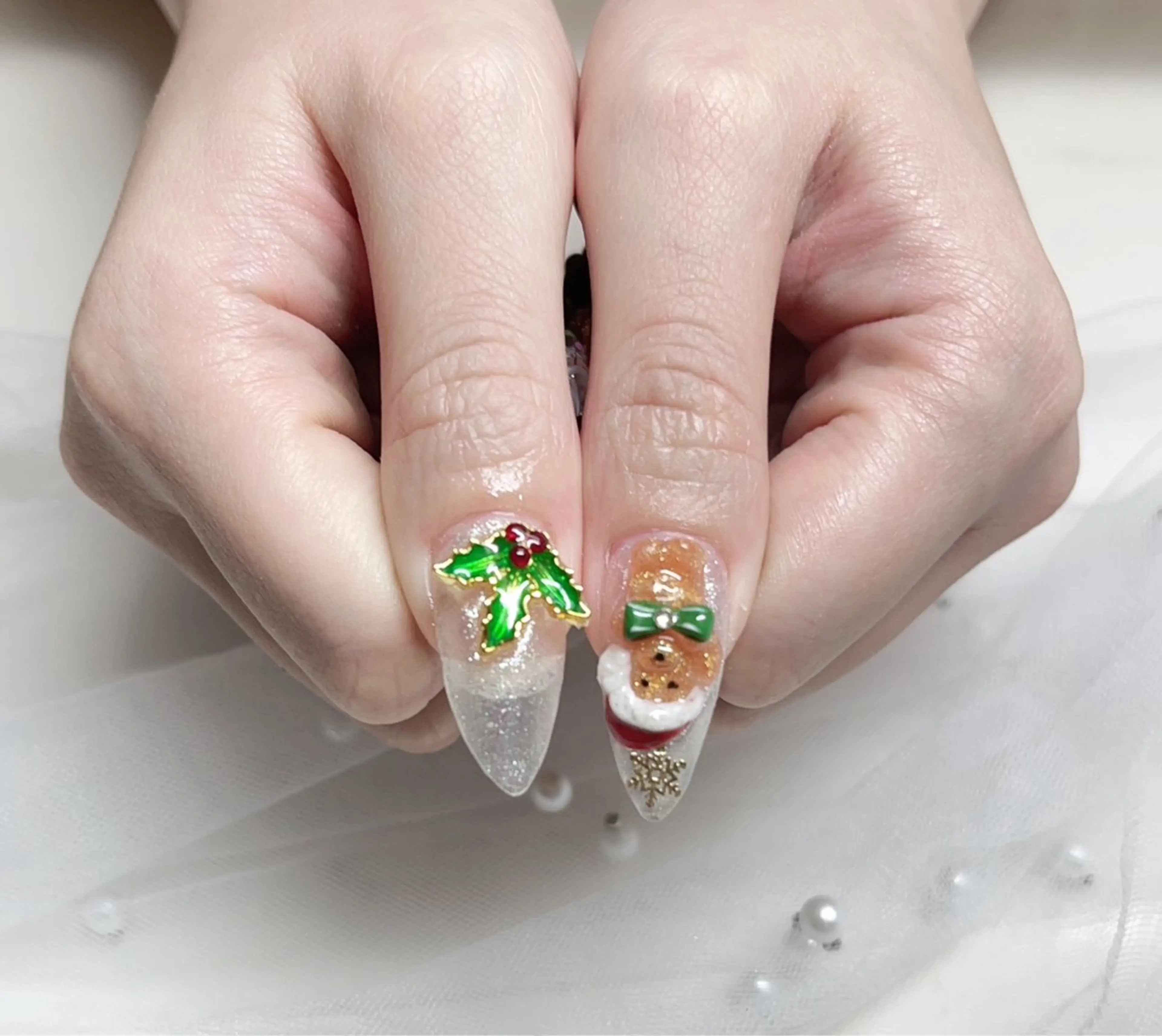 ネイル 冬ネイル クリスマス ハンドネイル KARI ネイルサロンのネイルデザイン