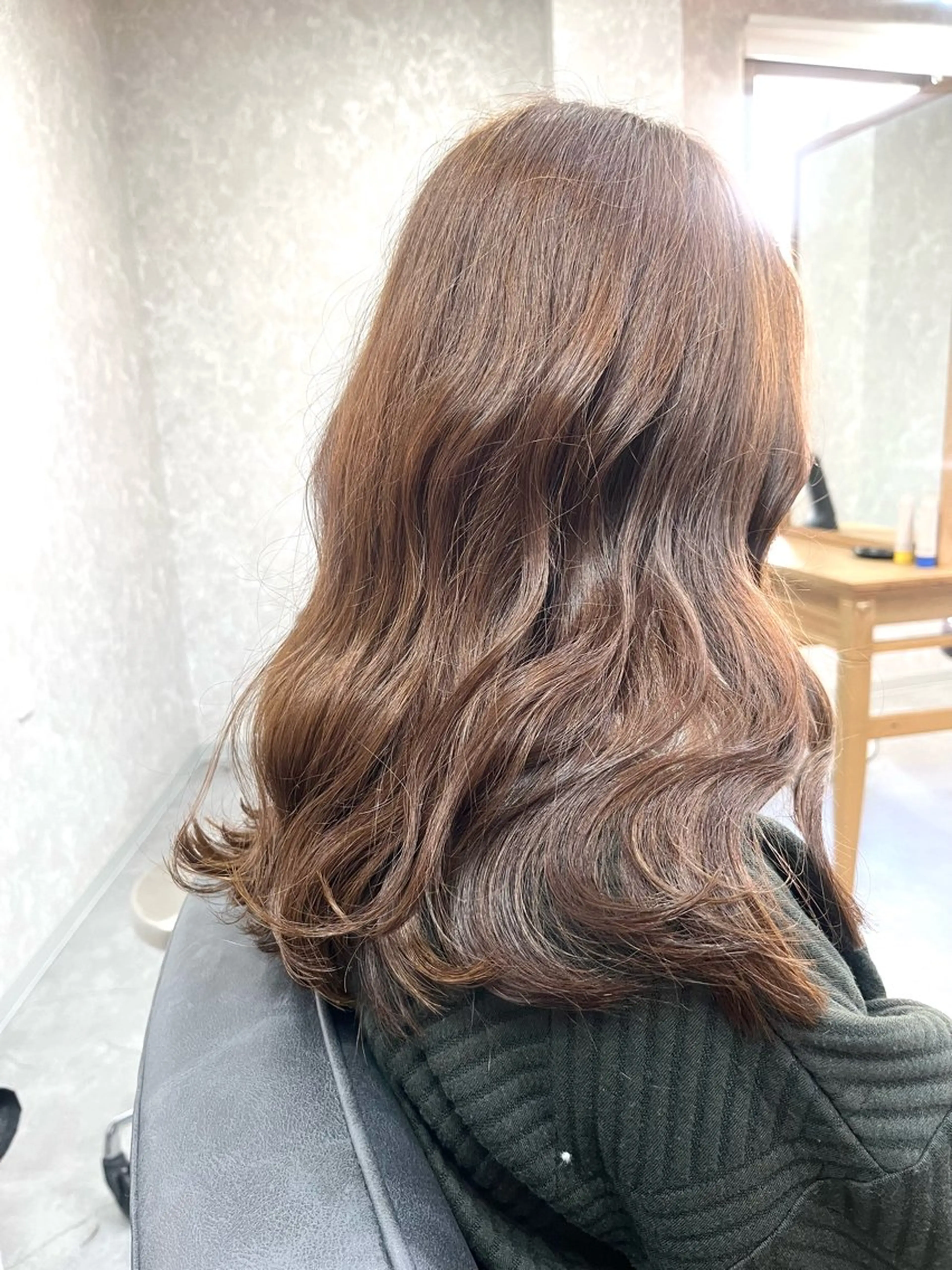 ロング カラー 池田 真衣のヘアスタイル