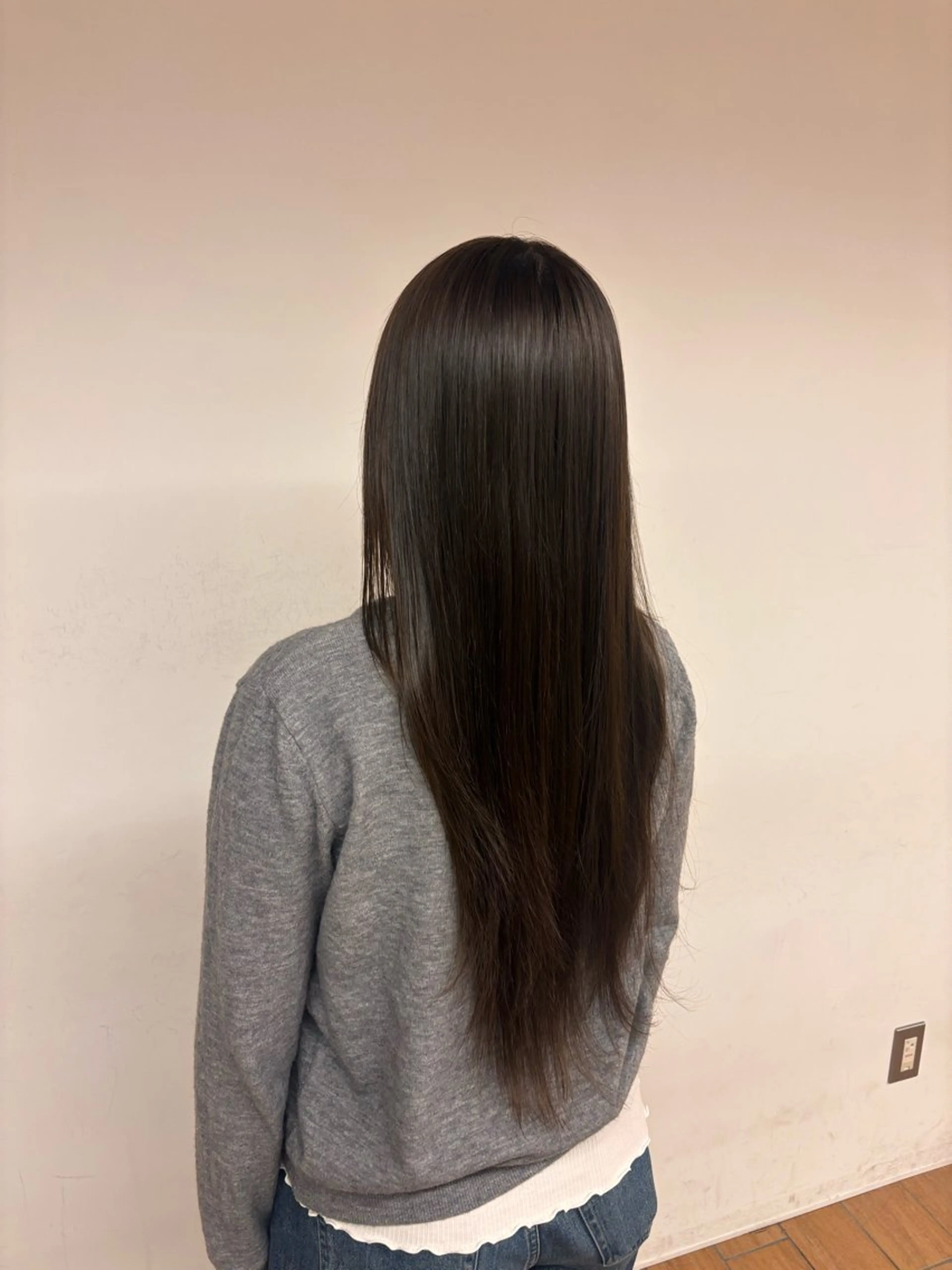 ロング カラー 高橋 杏梓のヘアスタイル