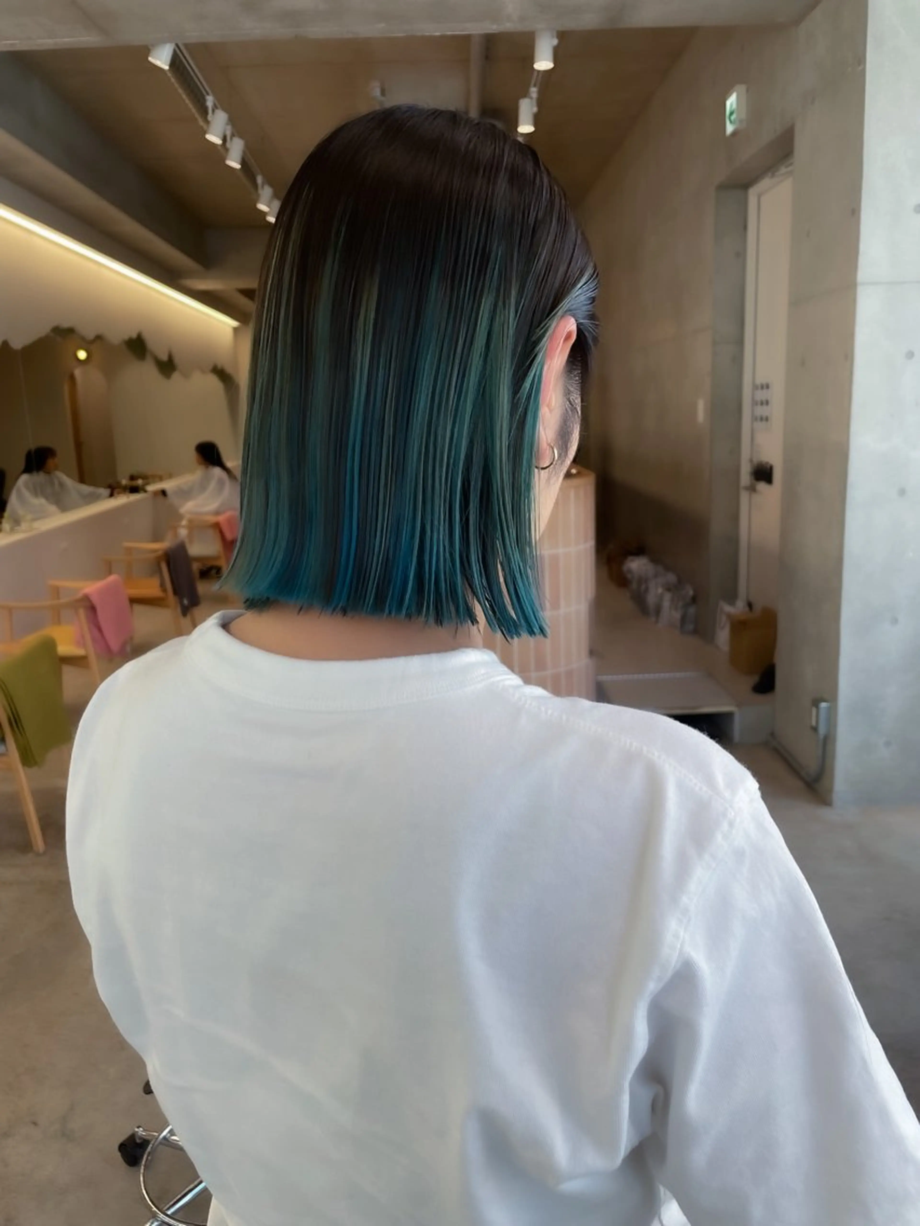 ショート カラー ヘアアレンジ ミニボブ/ブリーチ 🌈MISATOのヘアスタイル