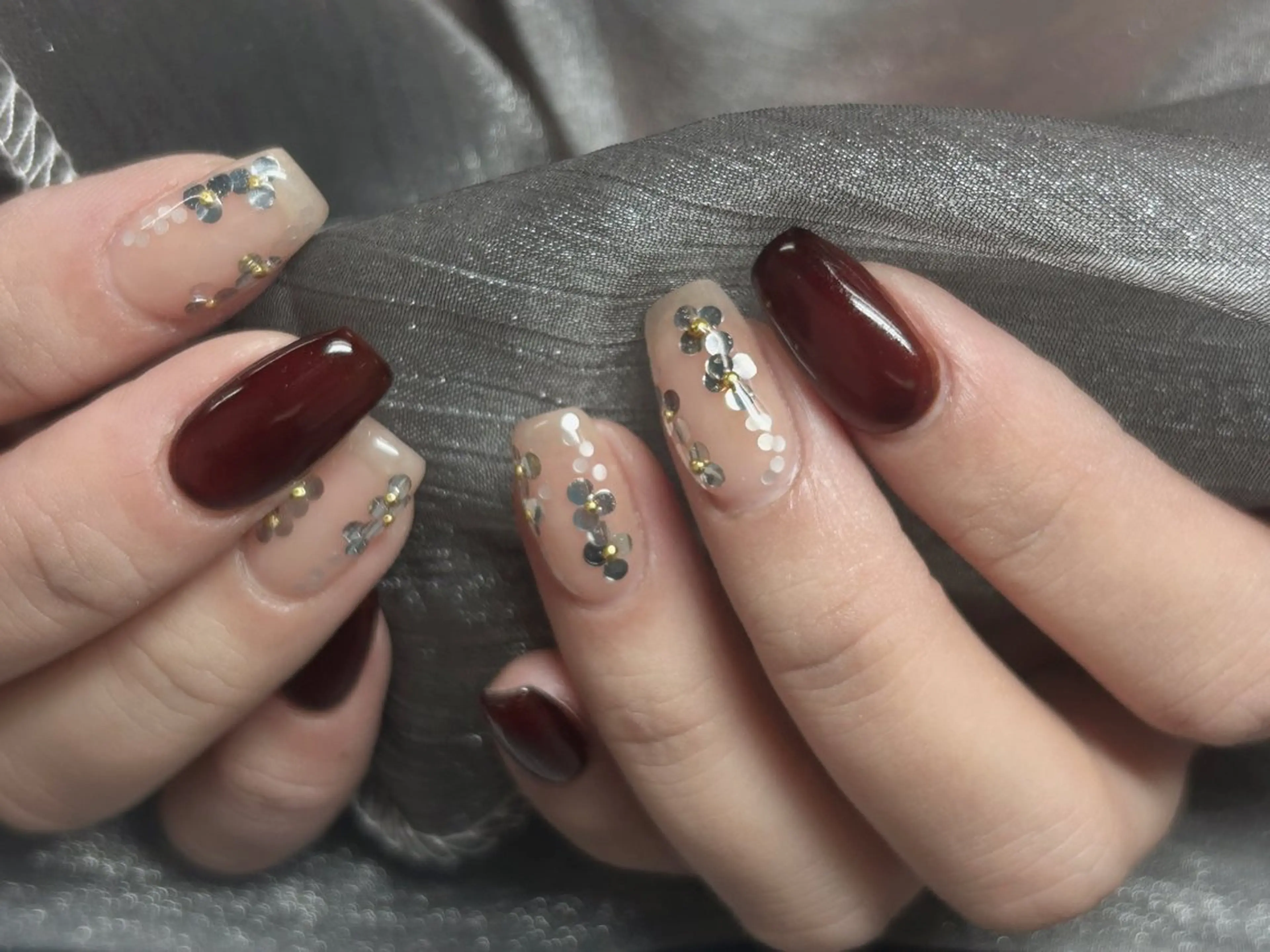 ネイル ハンドネイル ハンドケア Kaka_ パラジェル、長さだしのネイルデザイン