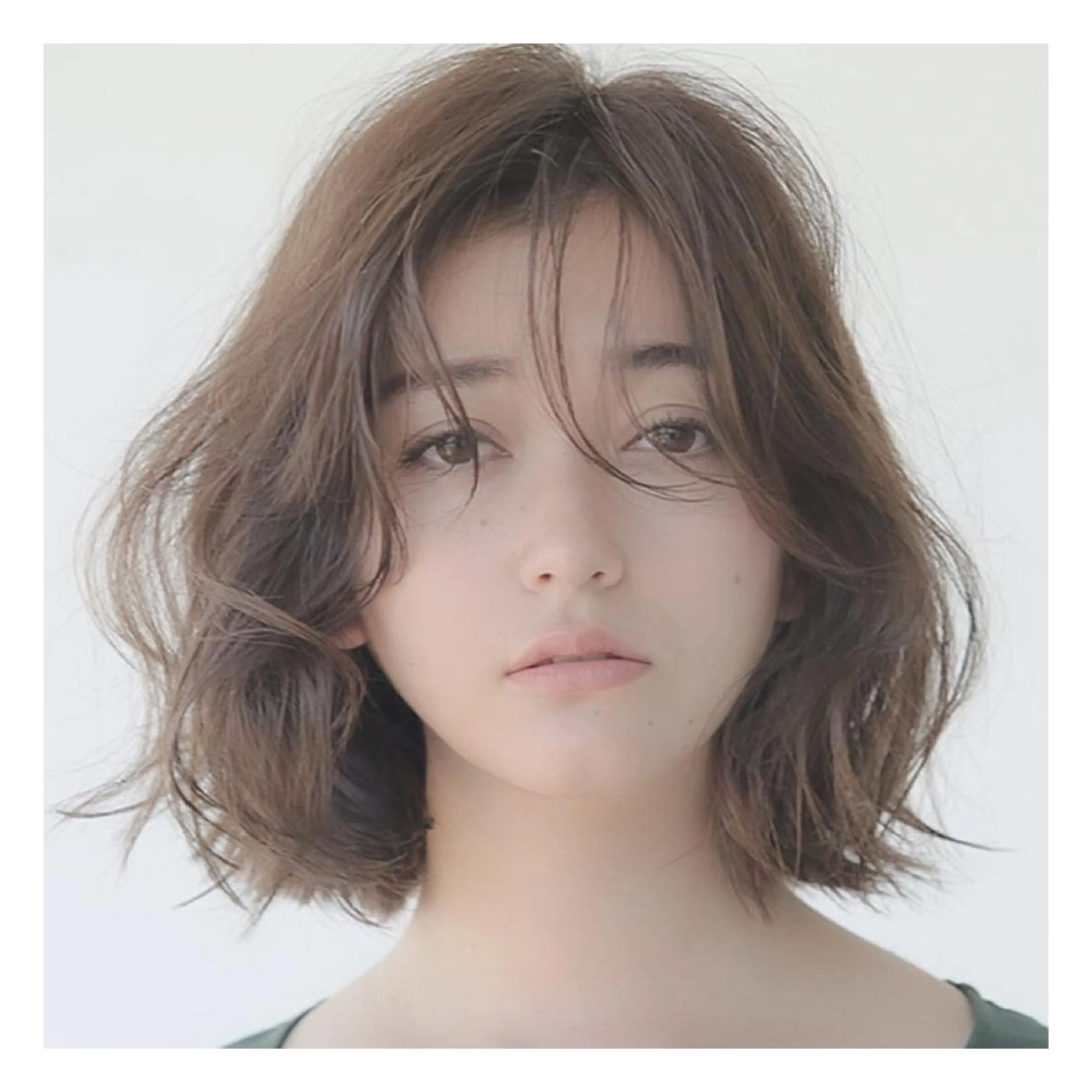 セミロング カラー ba-boo 広島のヘアスタイル