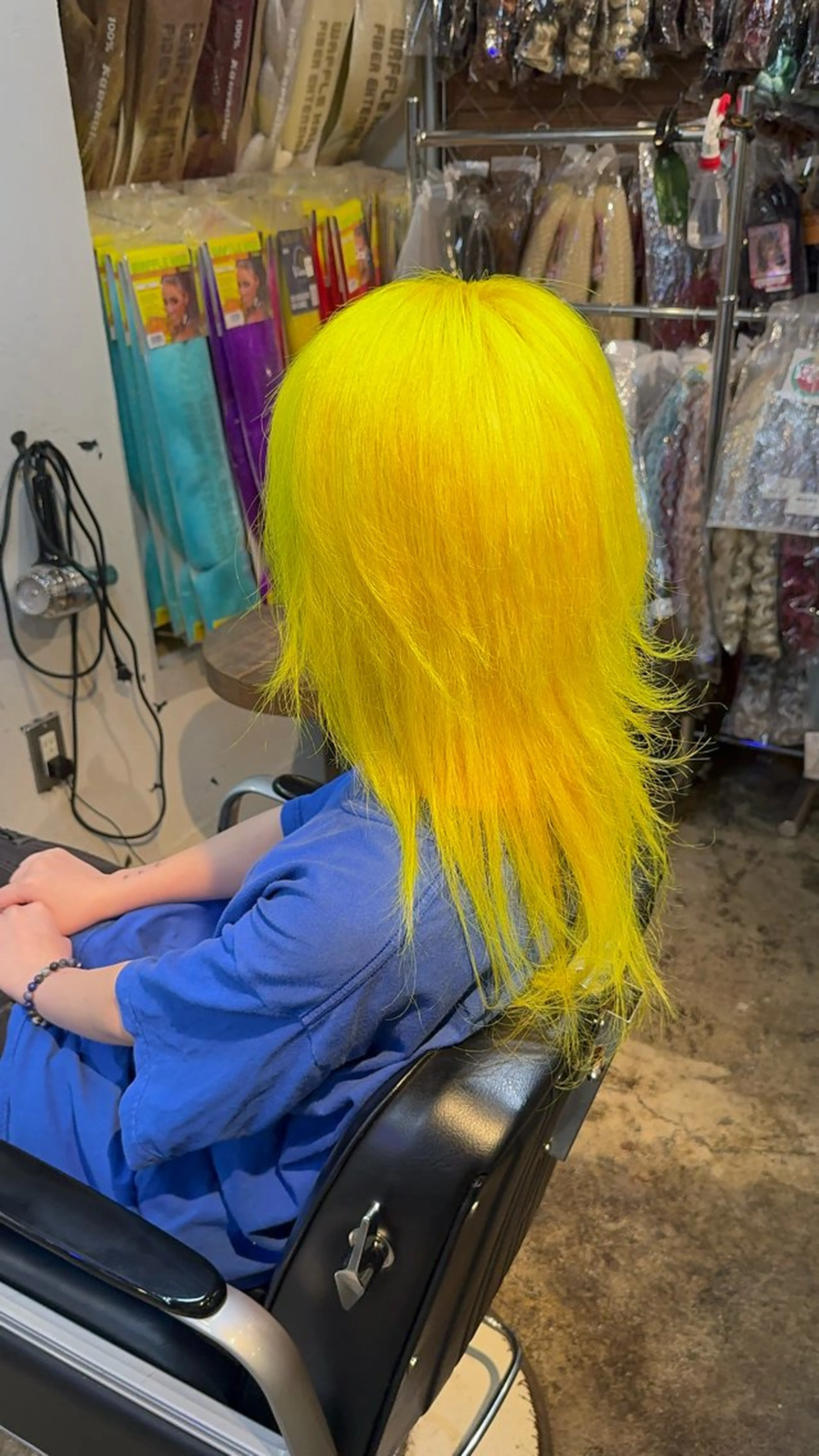 セミロング イエローカラー エクステ/ハイトーン /特殊ヘアー joeのヘアスタイル