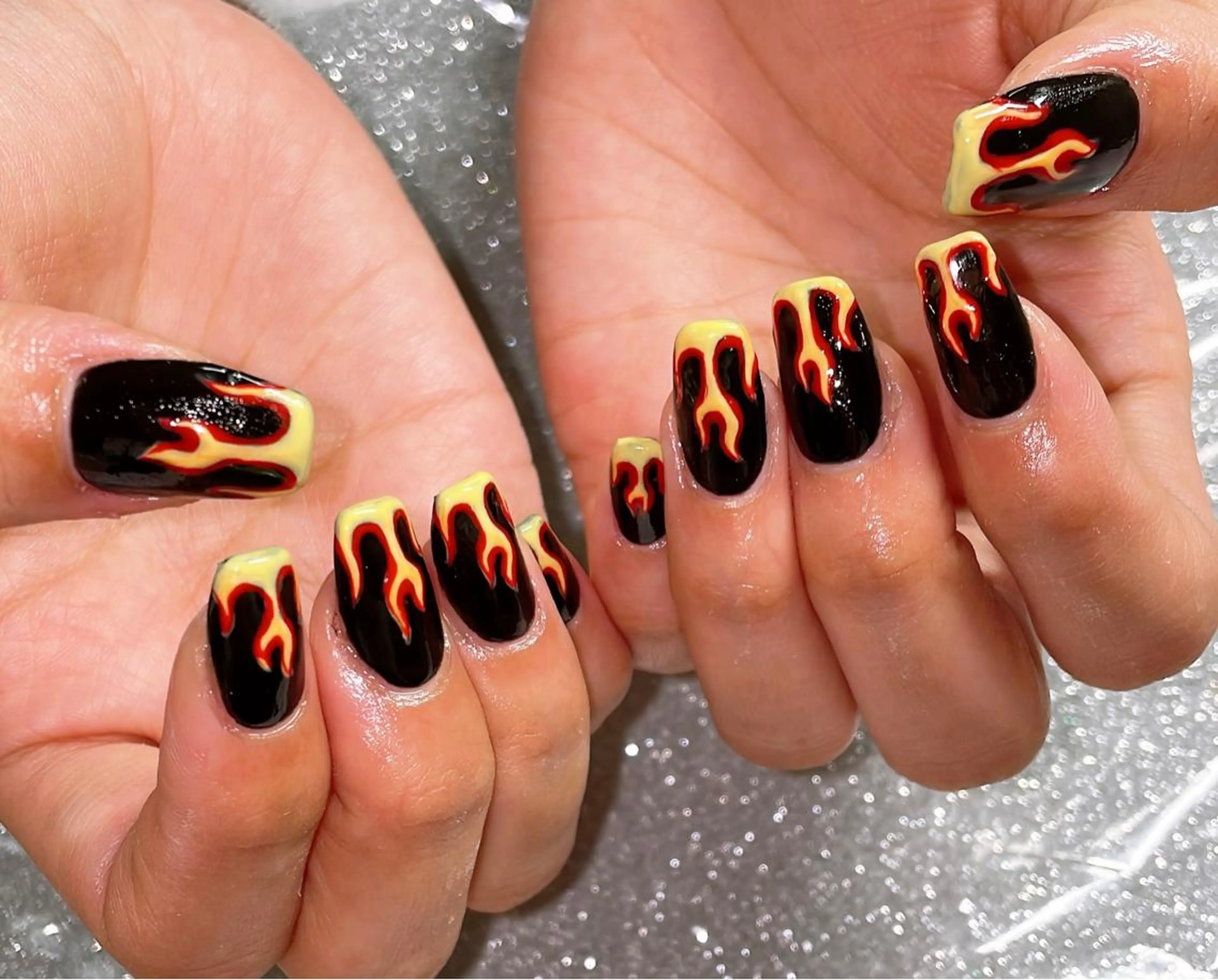 ネイル ハンドネイル VIERU 🌈🎀💖のネイルデザイン