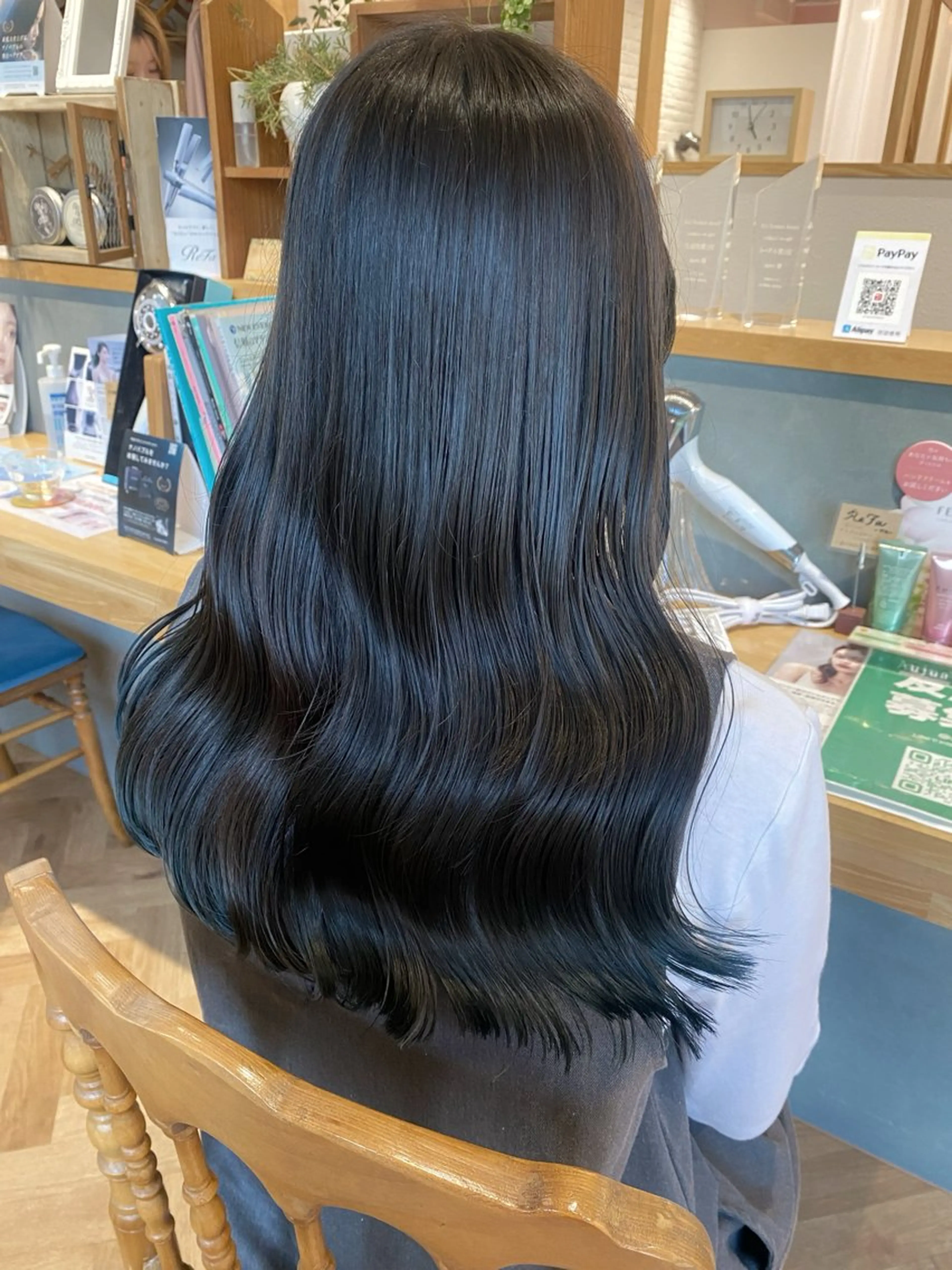 セミロング ヘアカラー ヘッドスパ merc.🪸🫧 土居春菜のヘアスタイル