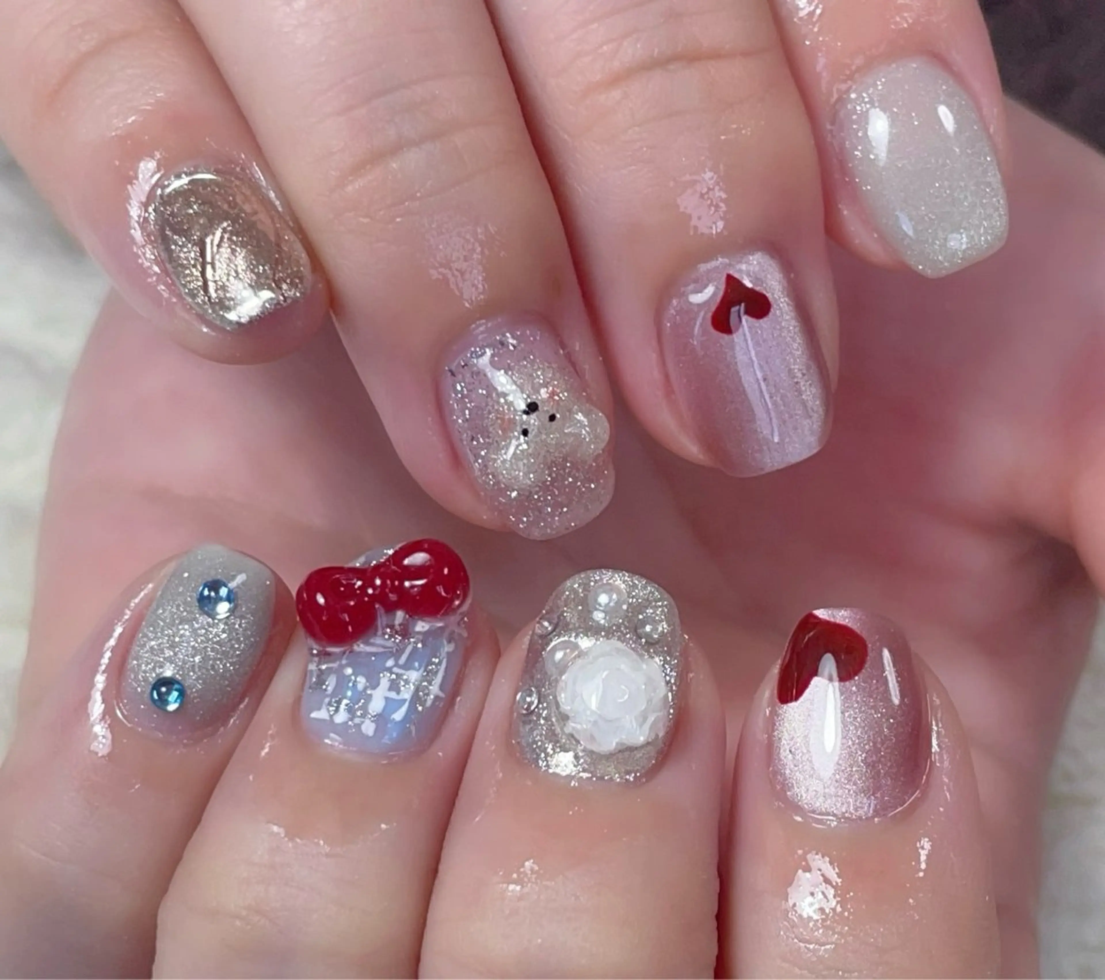 ネイル キラキラネイル ショートネイル Chicchi 加茂宮駅徒歩3分のネイルデザイン