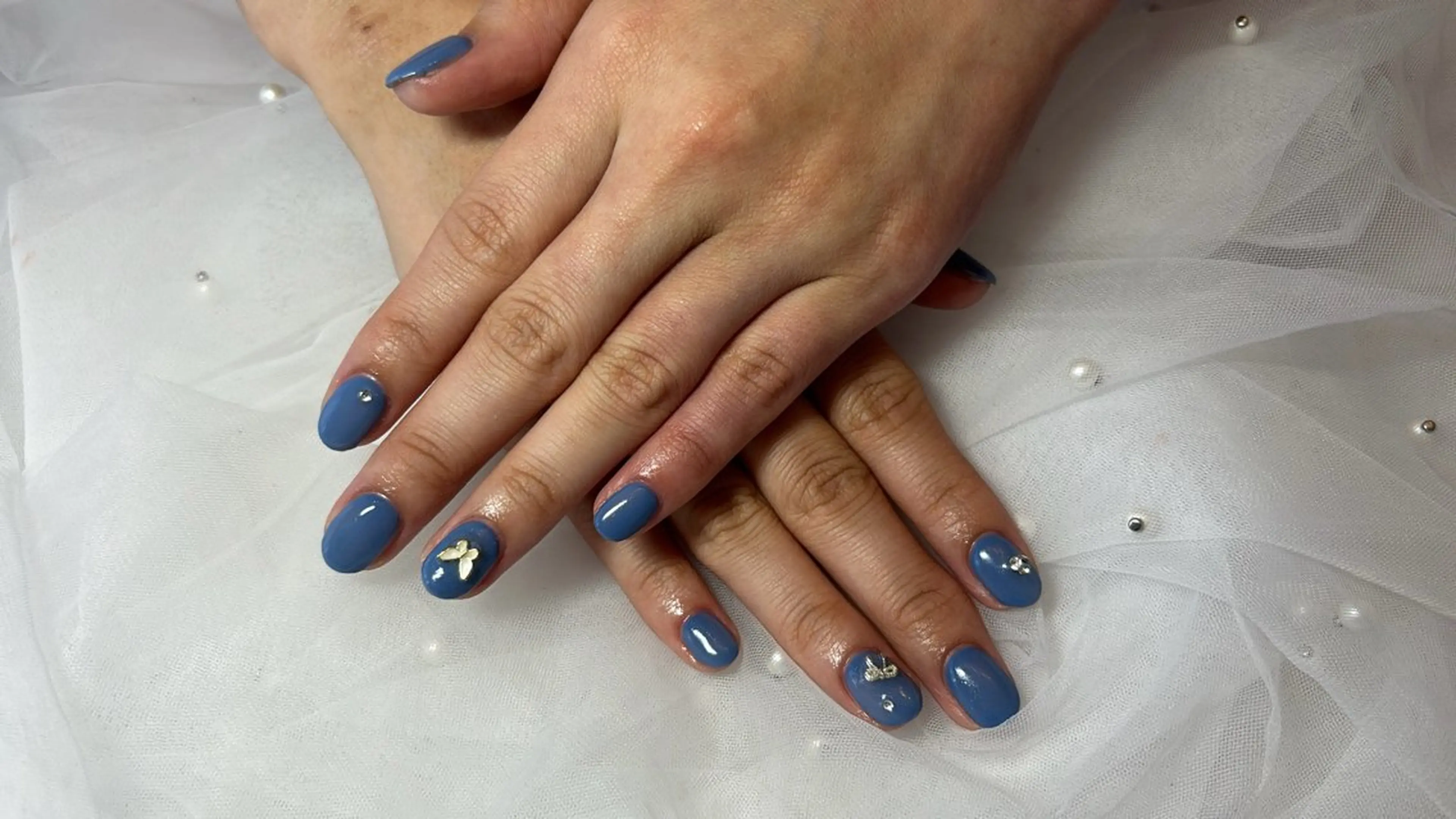 ネイル ブルー ワンカラーネイル ハンドネイル 練習モデル募集 nailのネイルデザイン