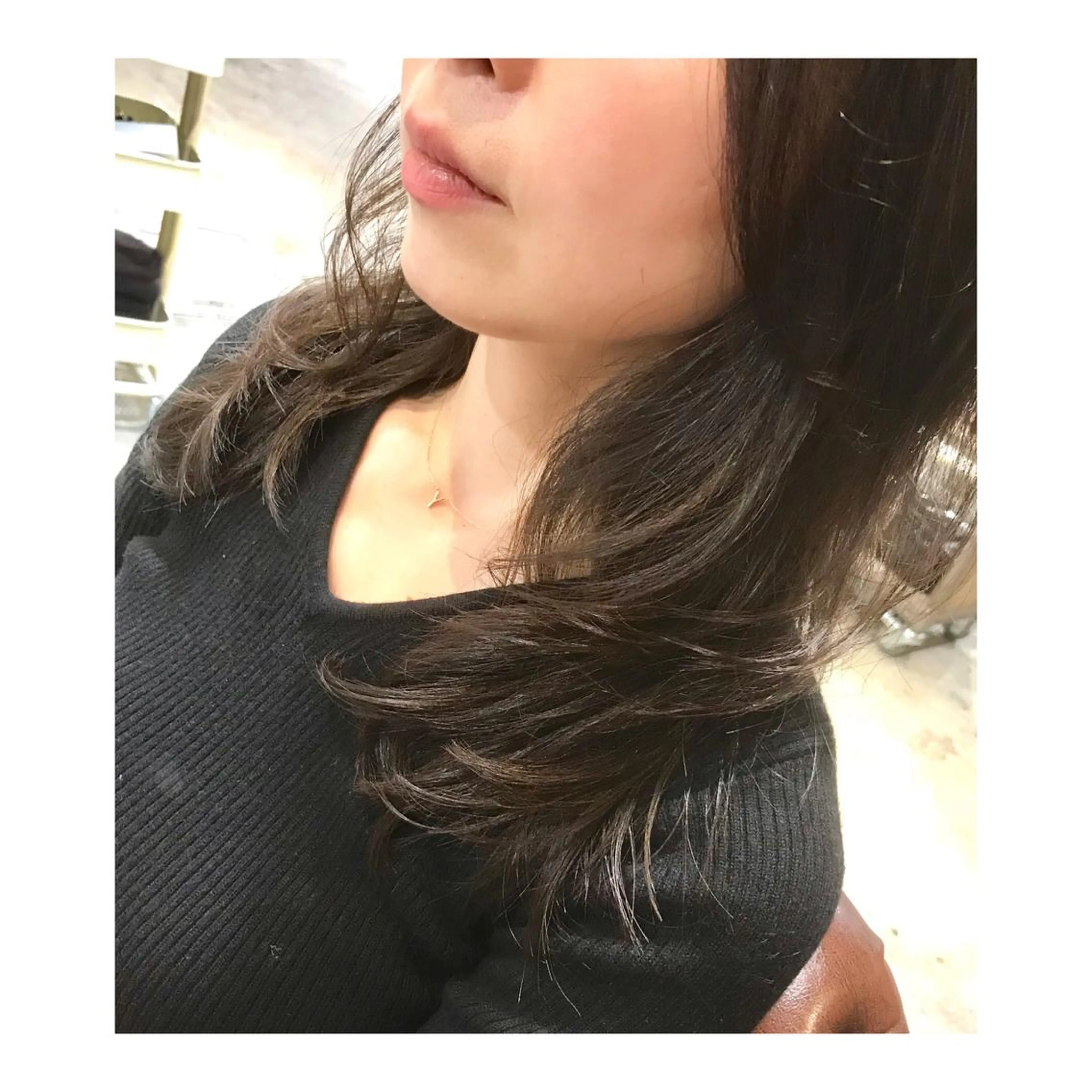 セミロング レイヤーカット 竹嶌 健吾のヘアスタイル