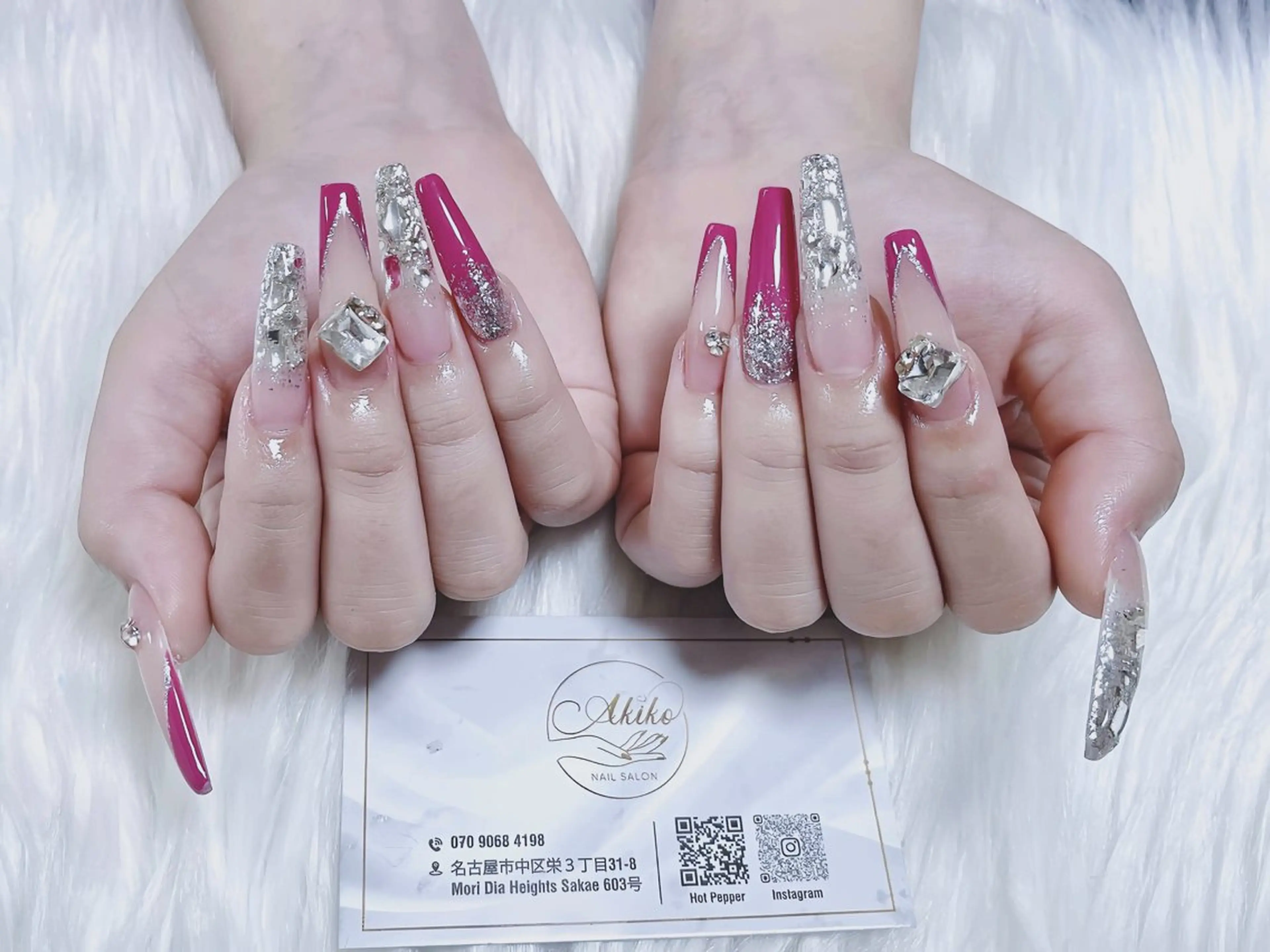 ネイル フットネイル ジェルネイル 韓国ネイル マグネットネイル 持ち込み ハンドネイル Akiko ネイルサロン所属・AKIKO ネイルサロンのネイルデザイン