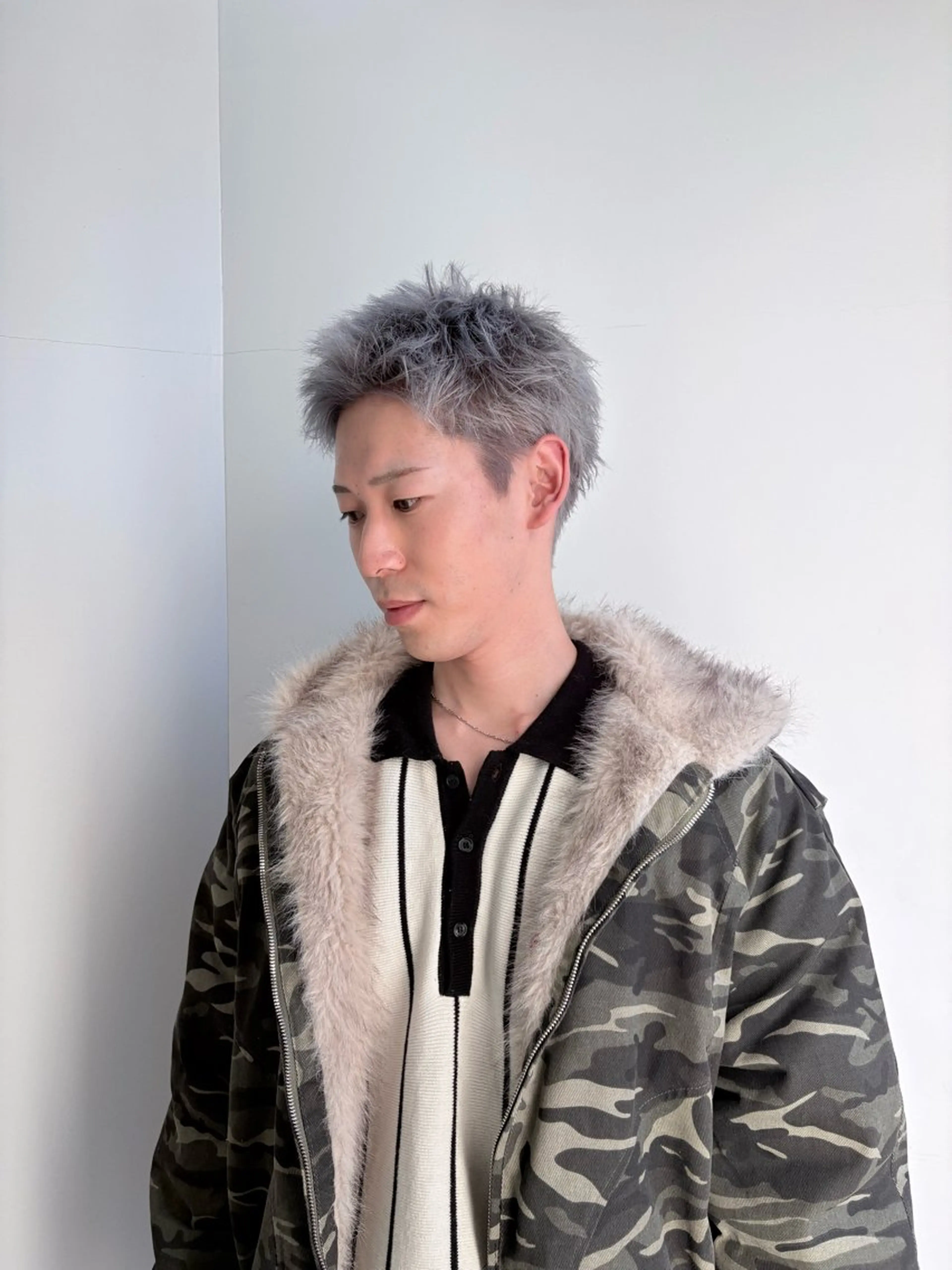 カラー メンズ カット ヘアカラー 🧤高明度ハイトーン 🧤莉音のヘアスタイル