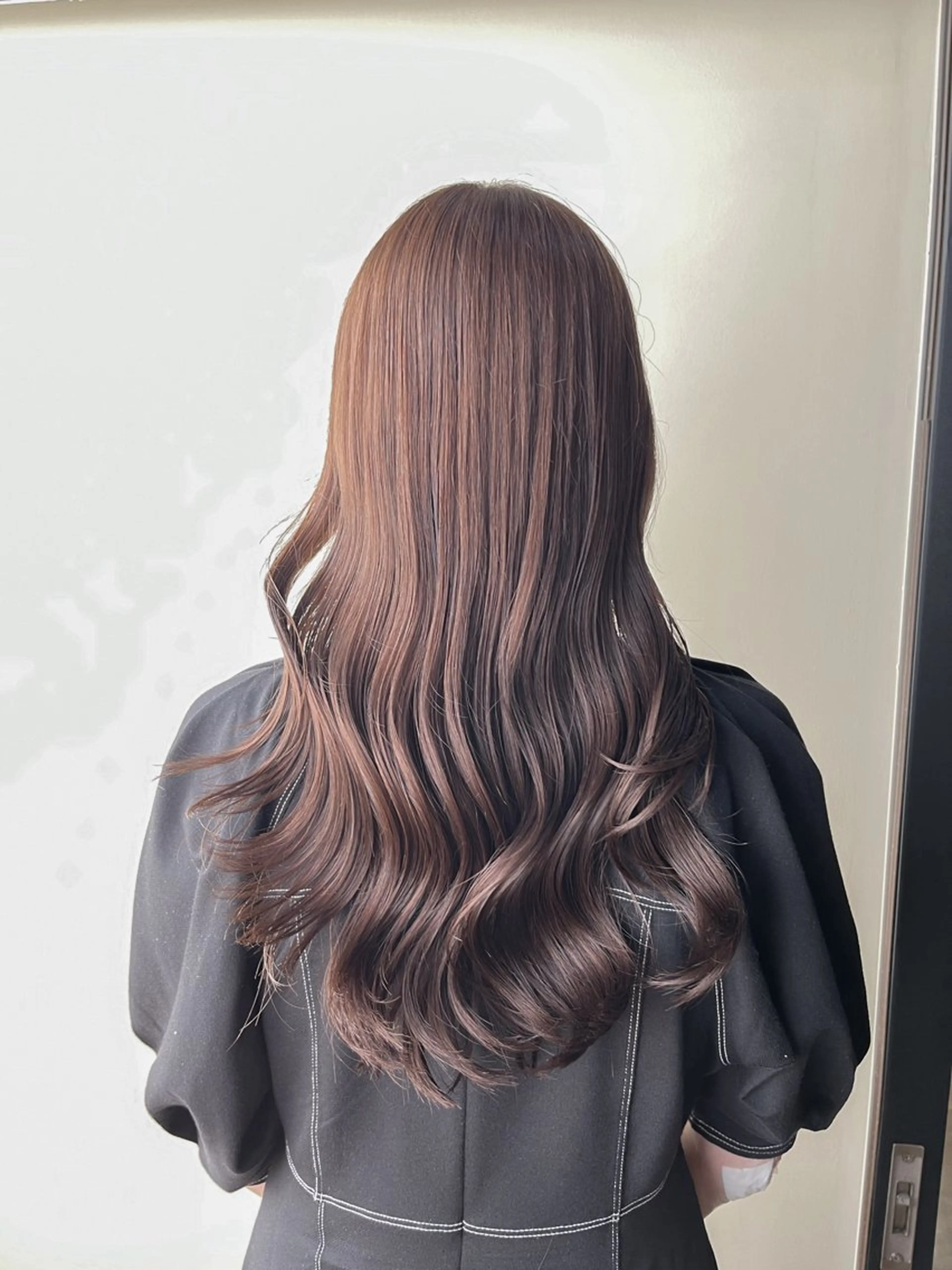 ロング カラー カット ヘアカラー トリートメント ヘアセット 似合わせベージュ 🍯ayumi🍯のヘアスタイル