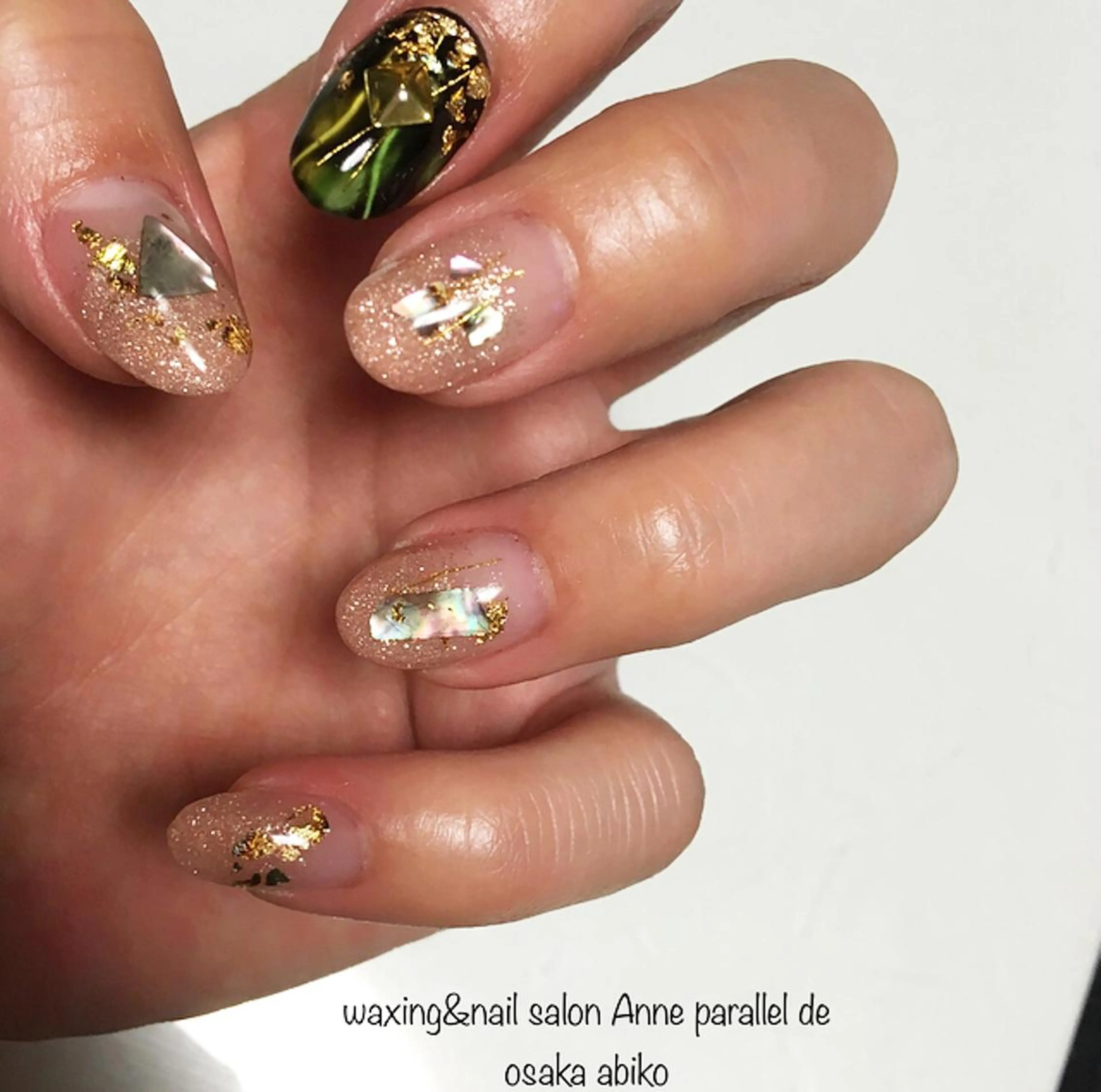 ネイル 中村 翠のネイルデザイン