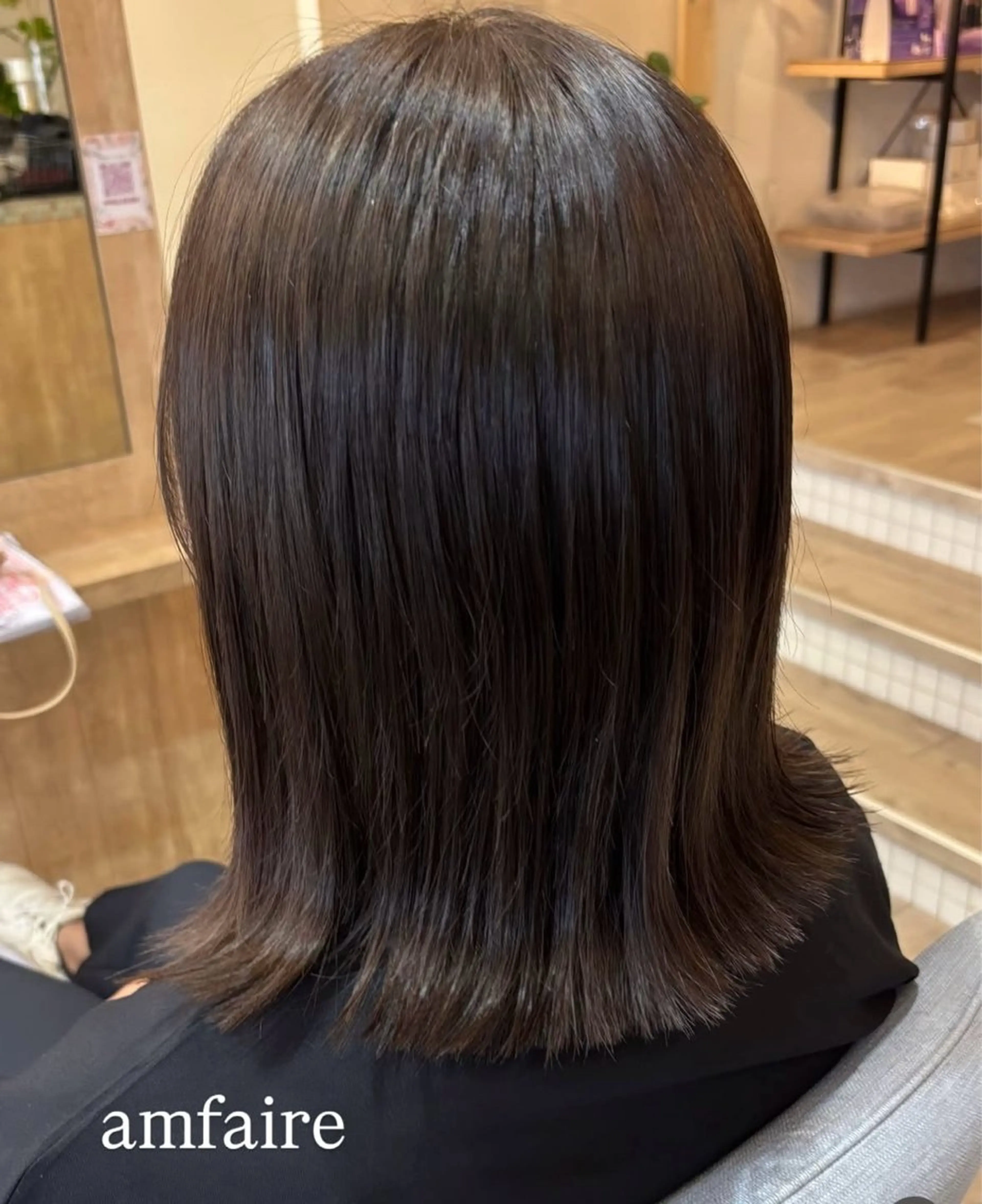 ミディアム shimizu .のヘアスタイル