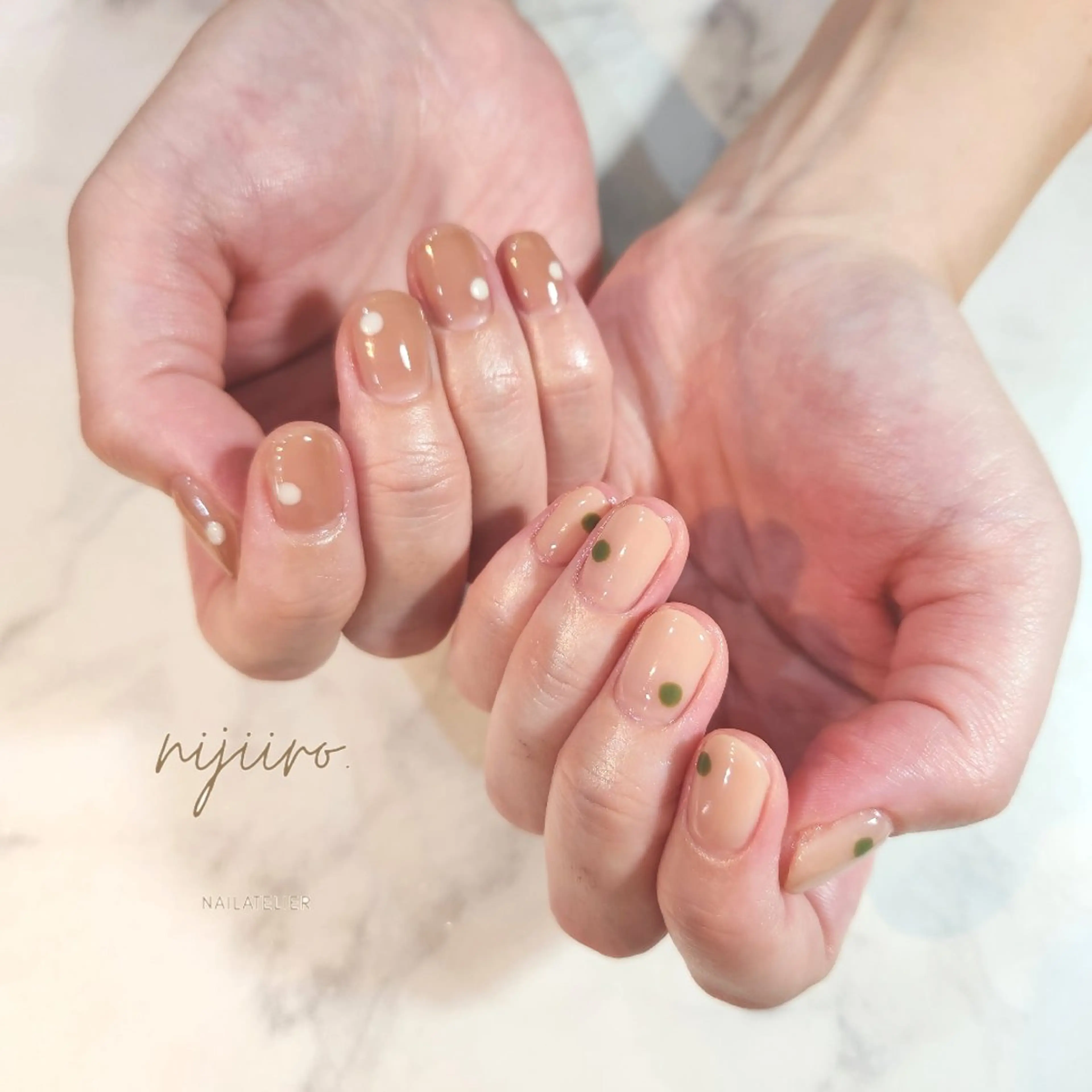 ネイル ハンドネイル nailatelier nijiiro.所属・nijiiro🌈 サトウのネイルデザイン