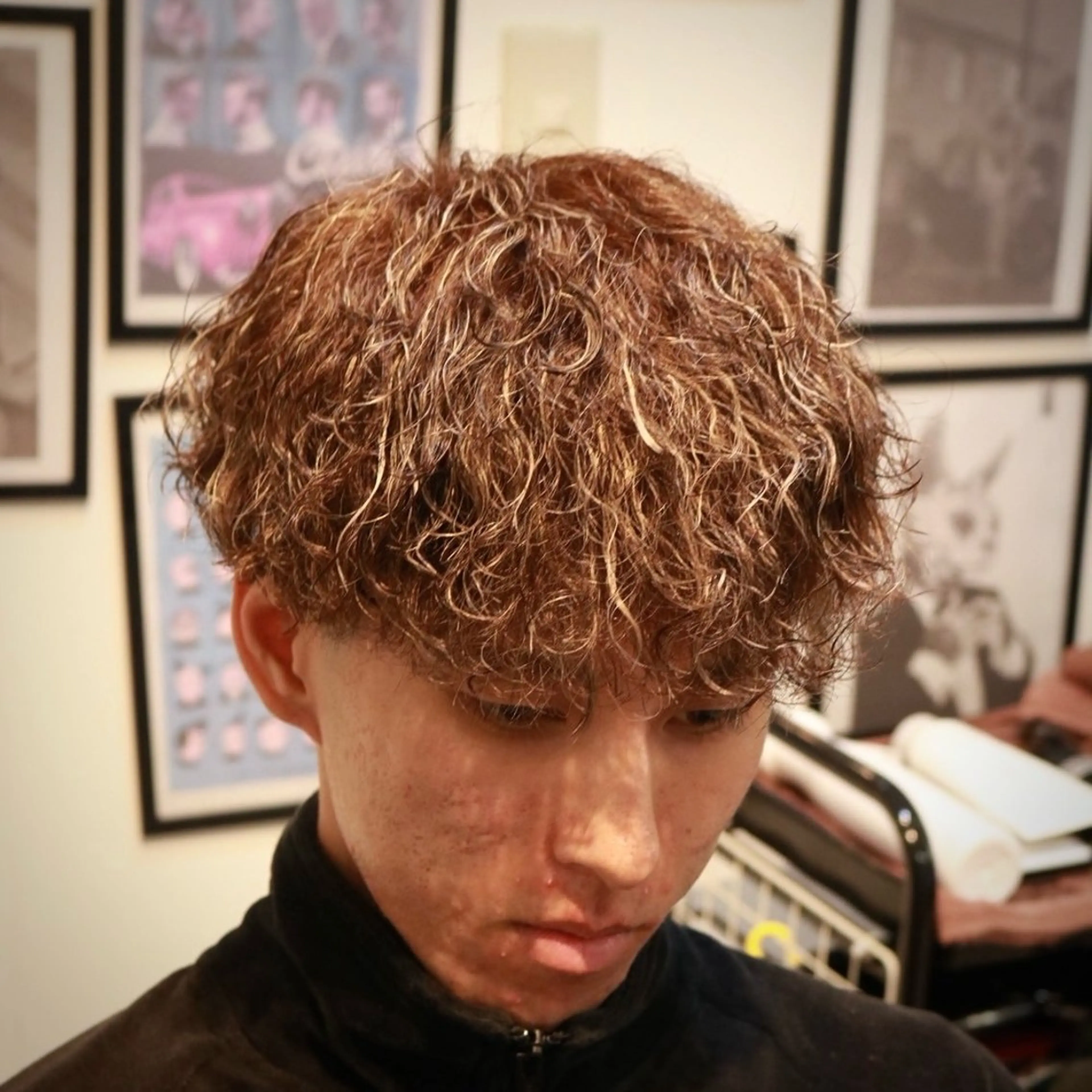 ショート パーマ ツイストスパイラルパーマ スパイラルパーマ カット パーマ GLADMAN'S CUT CLUB 立川所属・立川メンズカット/ メンズパーマ💈三上のヘアスタイル