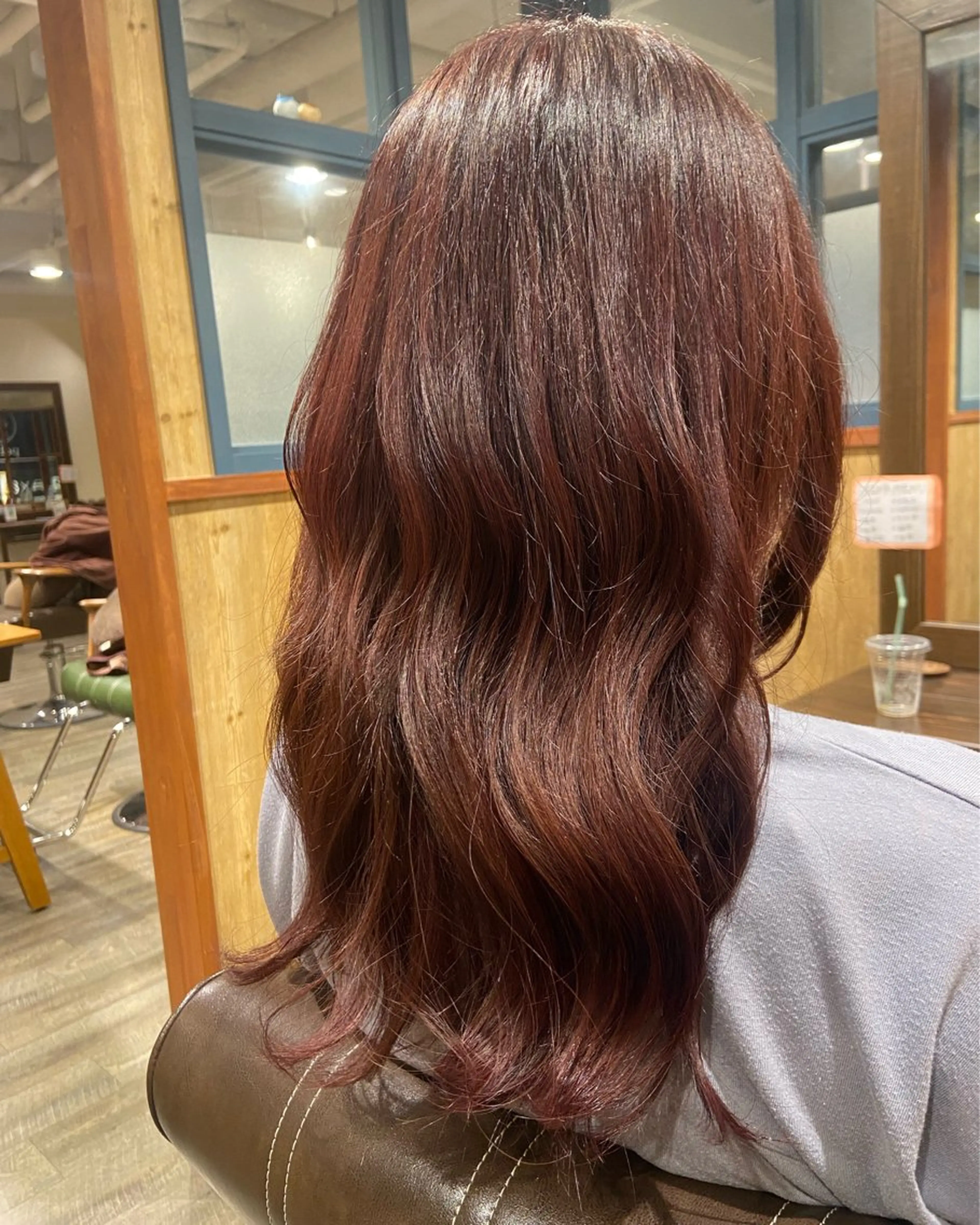 ロング カラー 脇坂 歩夢のヘアスタイル