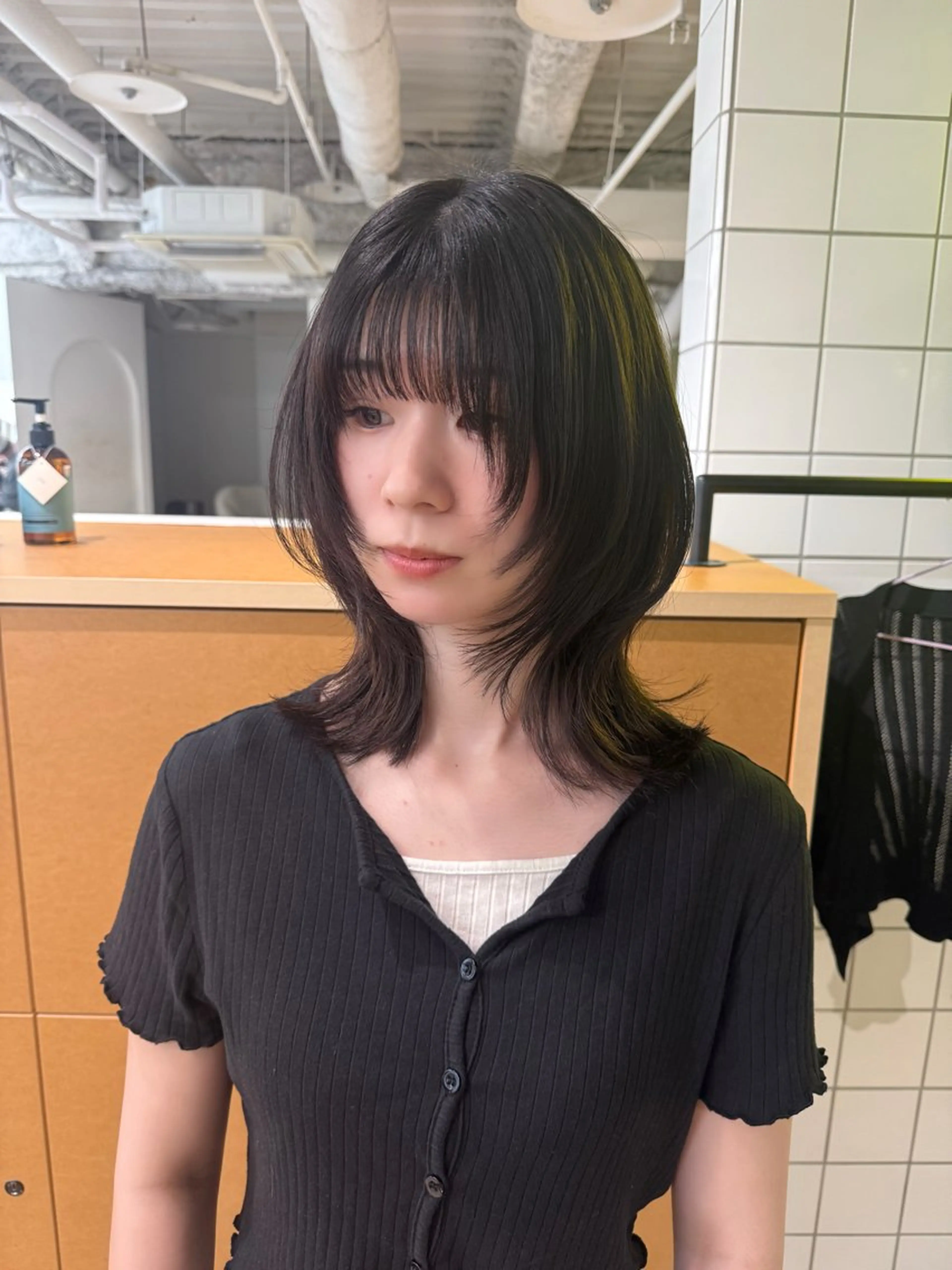 ミディアム カット ヘアカラー トリートメント 新潟/万代/レイヤー 韓国風/明間未来のヘアスタイル