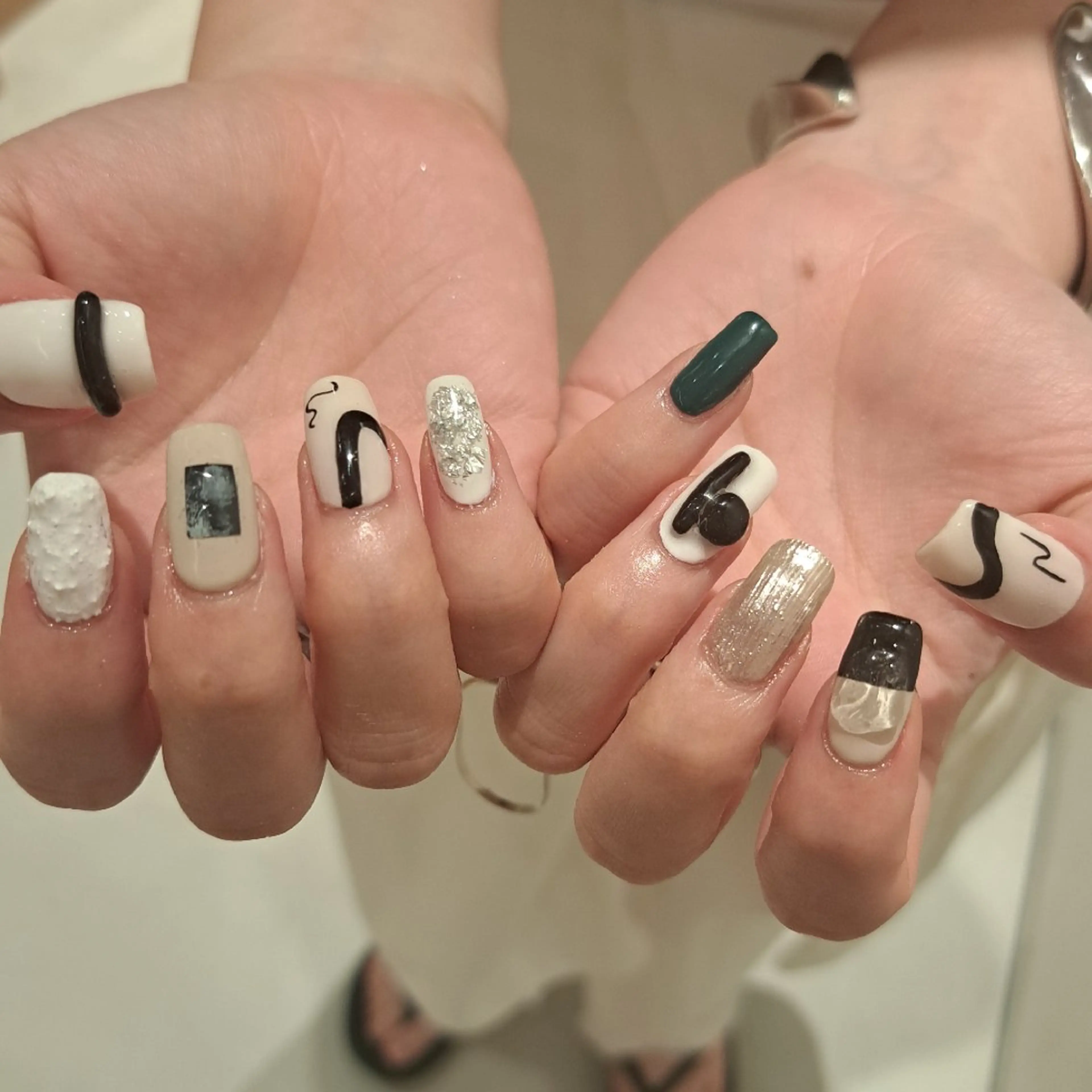 ネイル アートネイル ジェルネイル 持ち込み ぷっくりネイル ハンドネイル Nail mood デザイン持ち込みokのネイルデザイン
