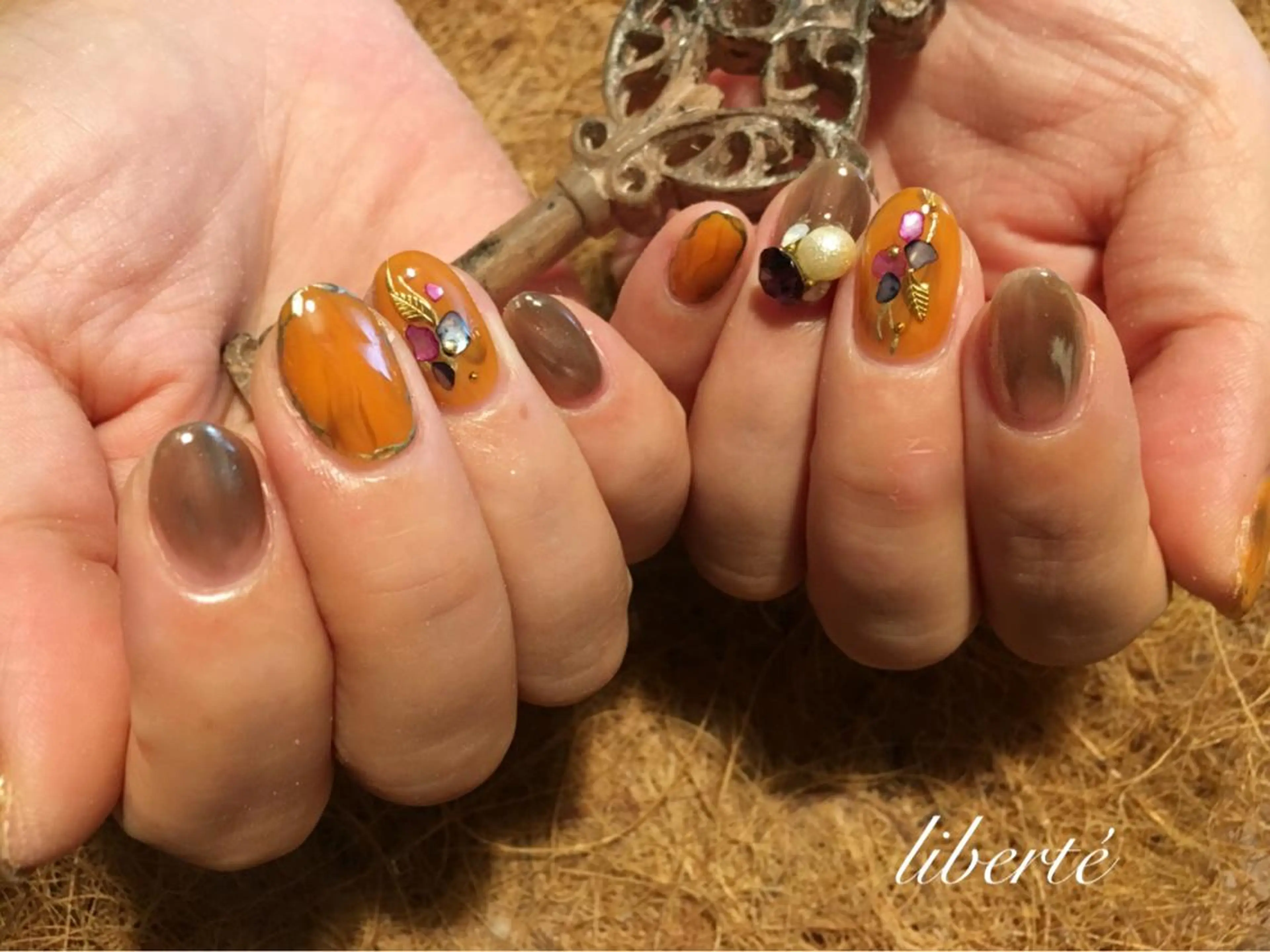 ネイル liberté (リベルテ)のネイルデザイン