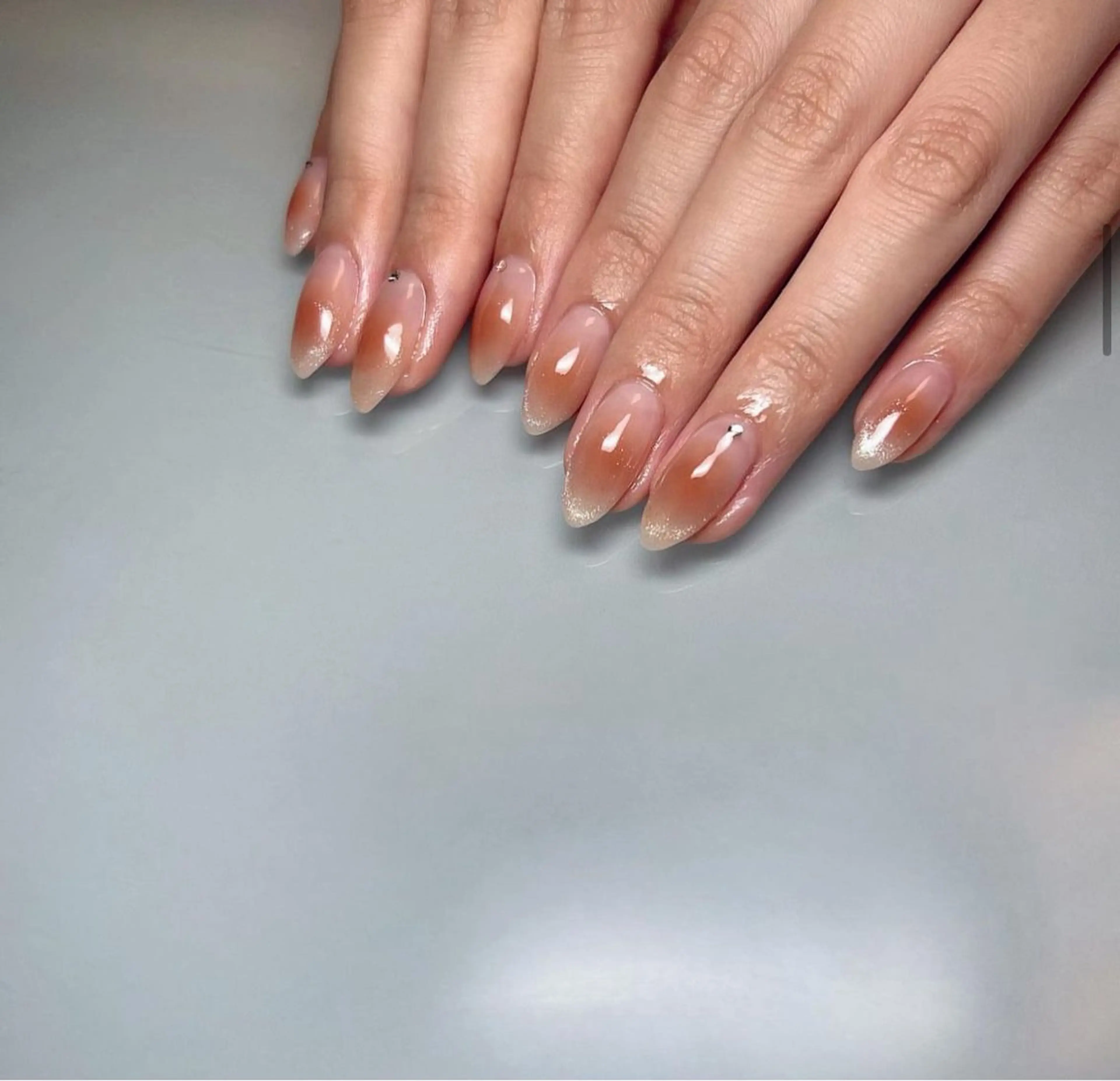 ネイル maison dari (ﾒｿﾞﾝ   ﾀﾞﾘ )所属・高橋 ユカのネイルデザイン