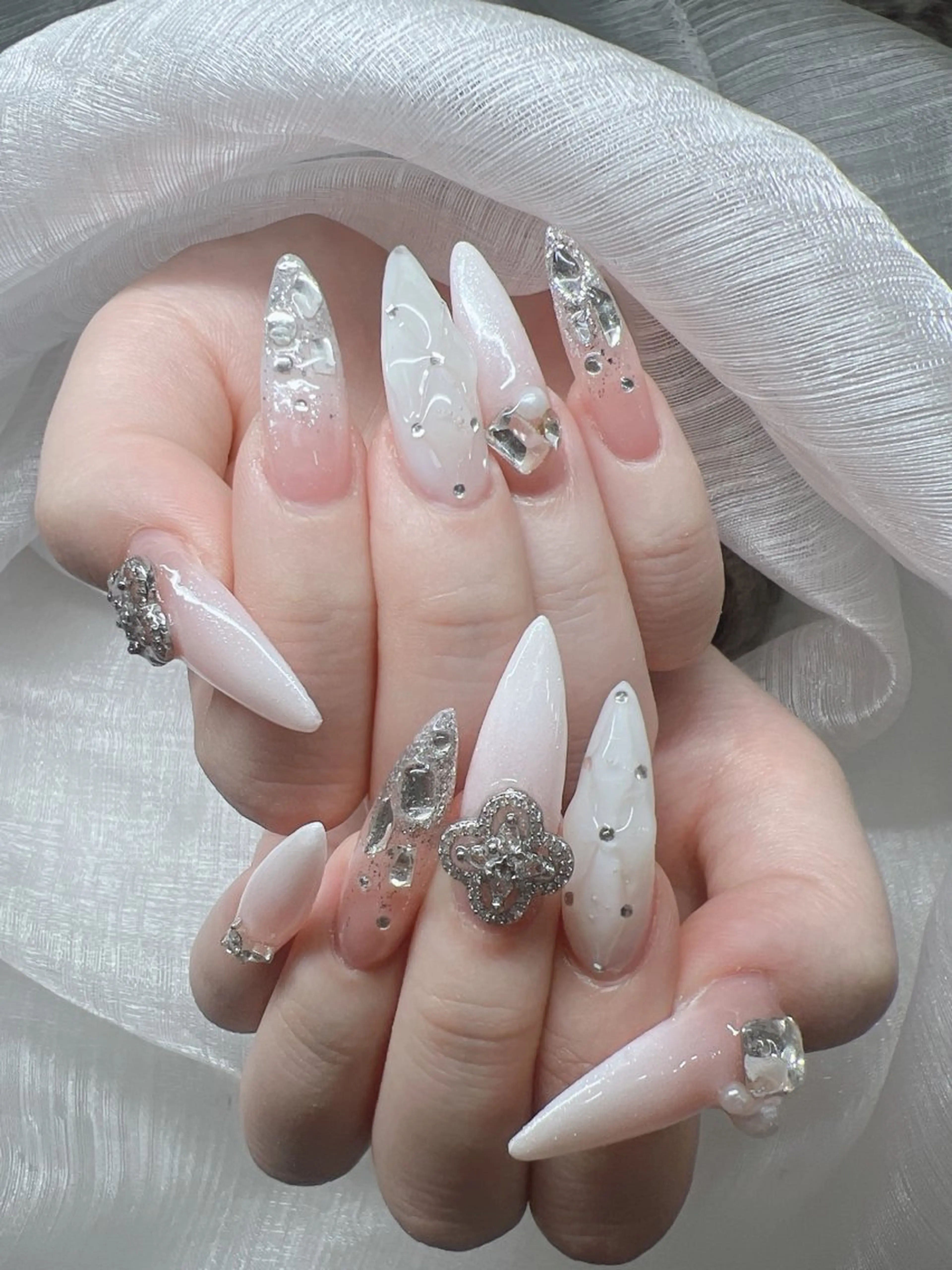 ネイル ハンドネイル Lee Nails チップ長さだし専門店のネイルデザイン