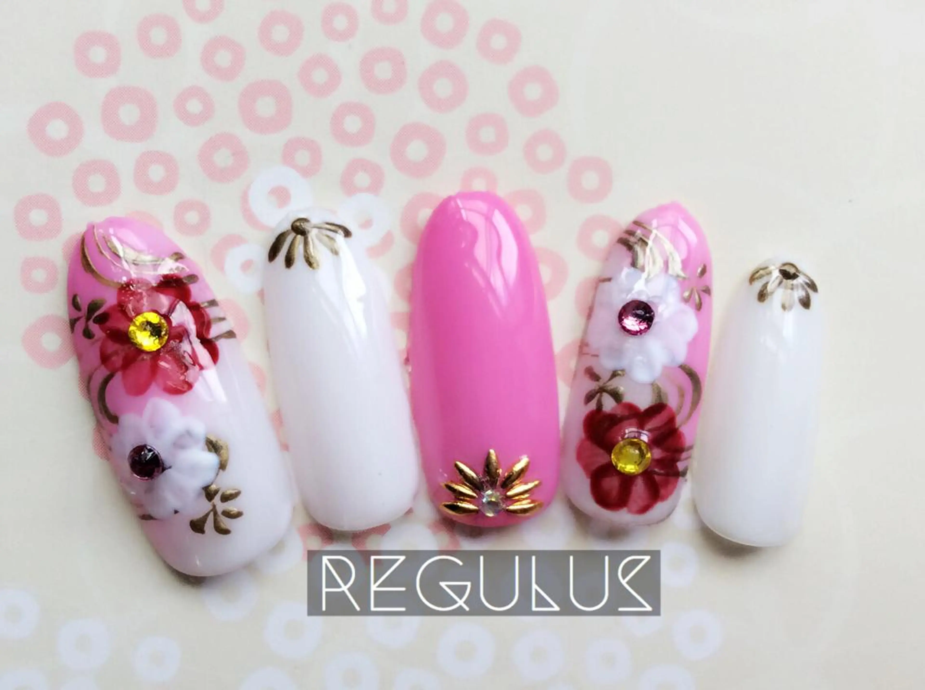 ネイル 成人式 ネイルチップ Regulus 西川のネイルデザイン