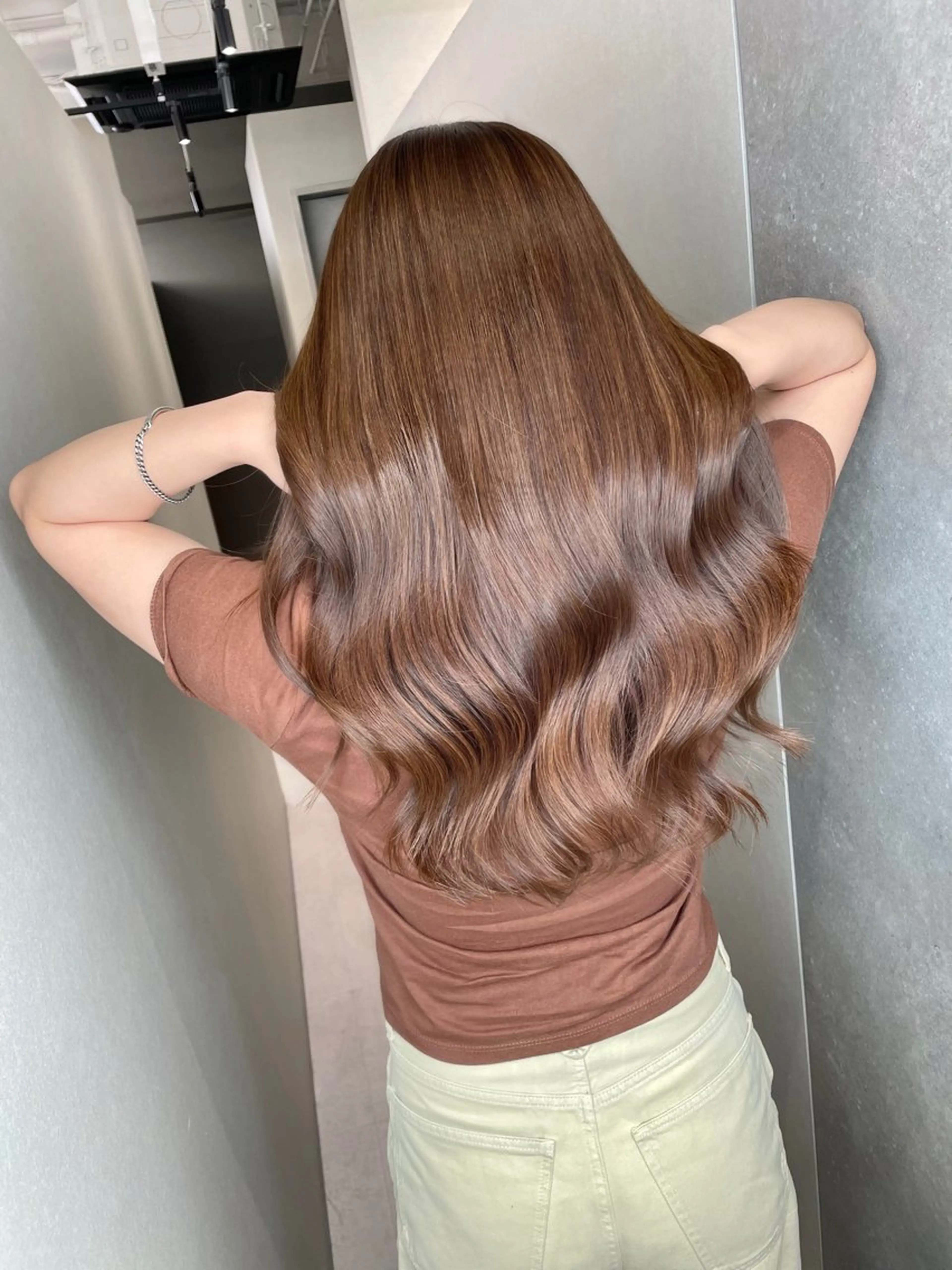 セミロング カラー 透明感カラー 髪質改善 今井 勝也のヘアスタイル