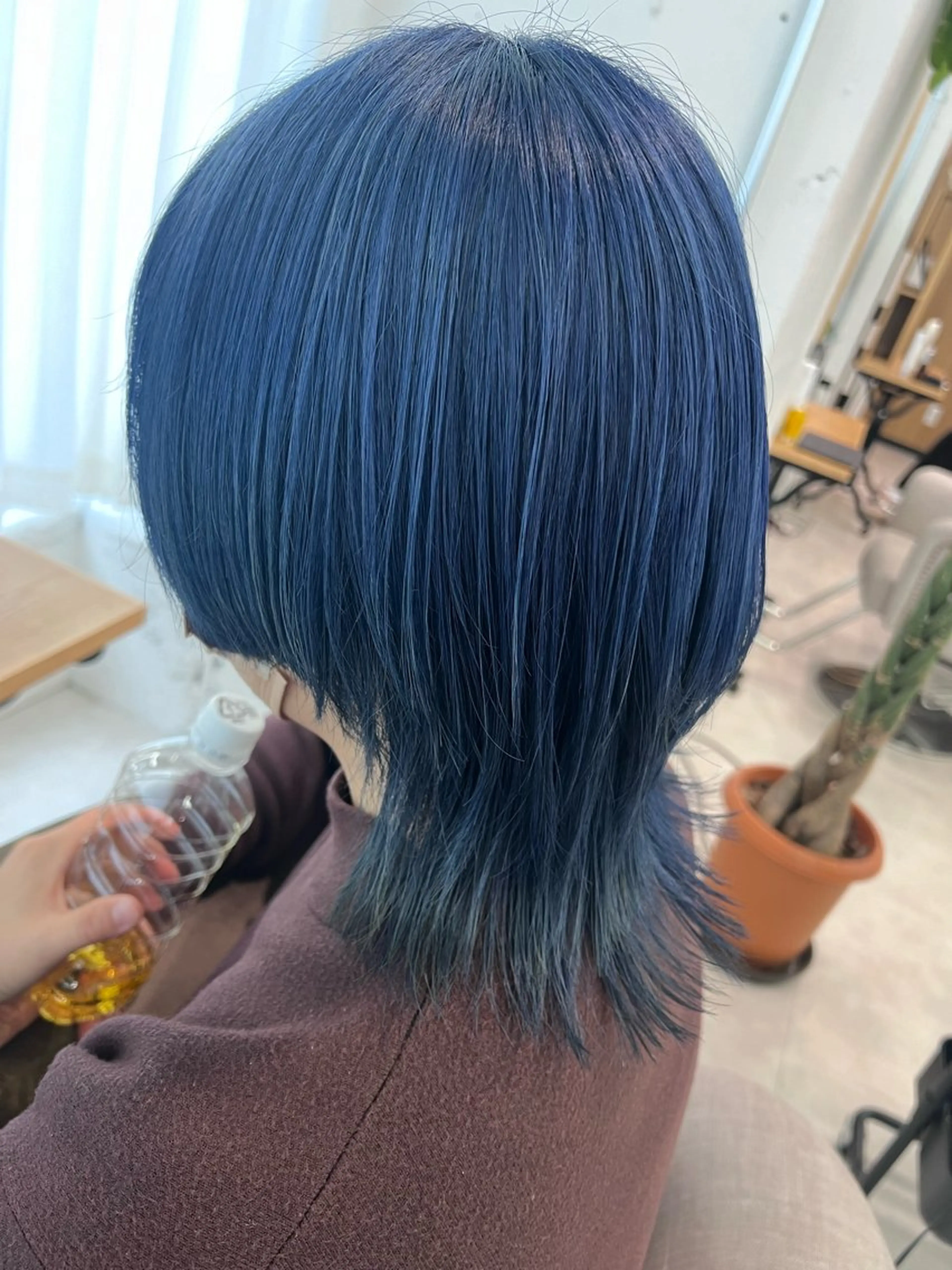 ミディアム ウルフカット 岡島 実里のヘアスタイル