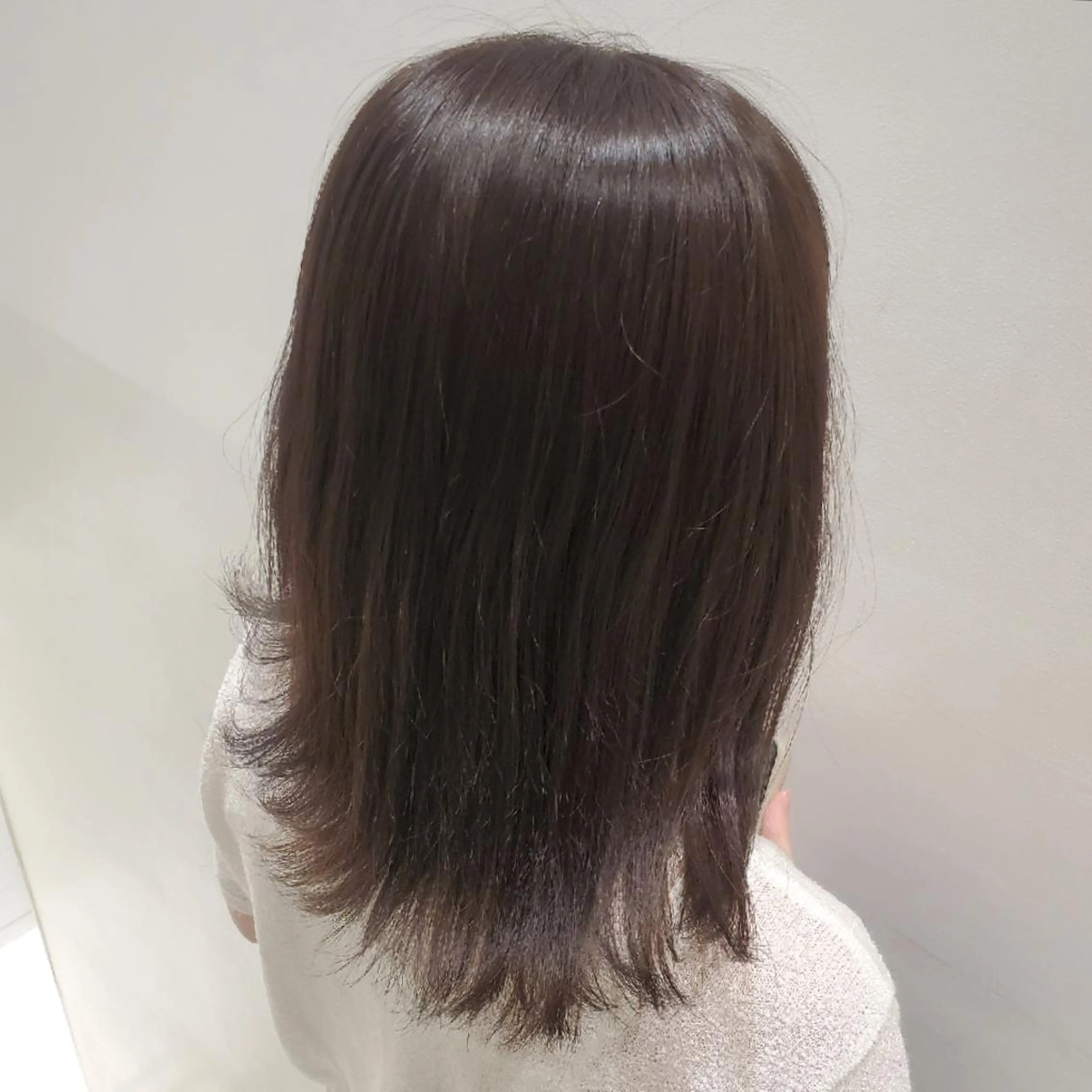 ミディアム カラー グレージュ パーソナルカラー 診断🍀マリンのヘアスタイル