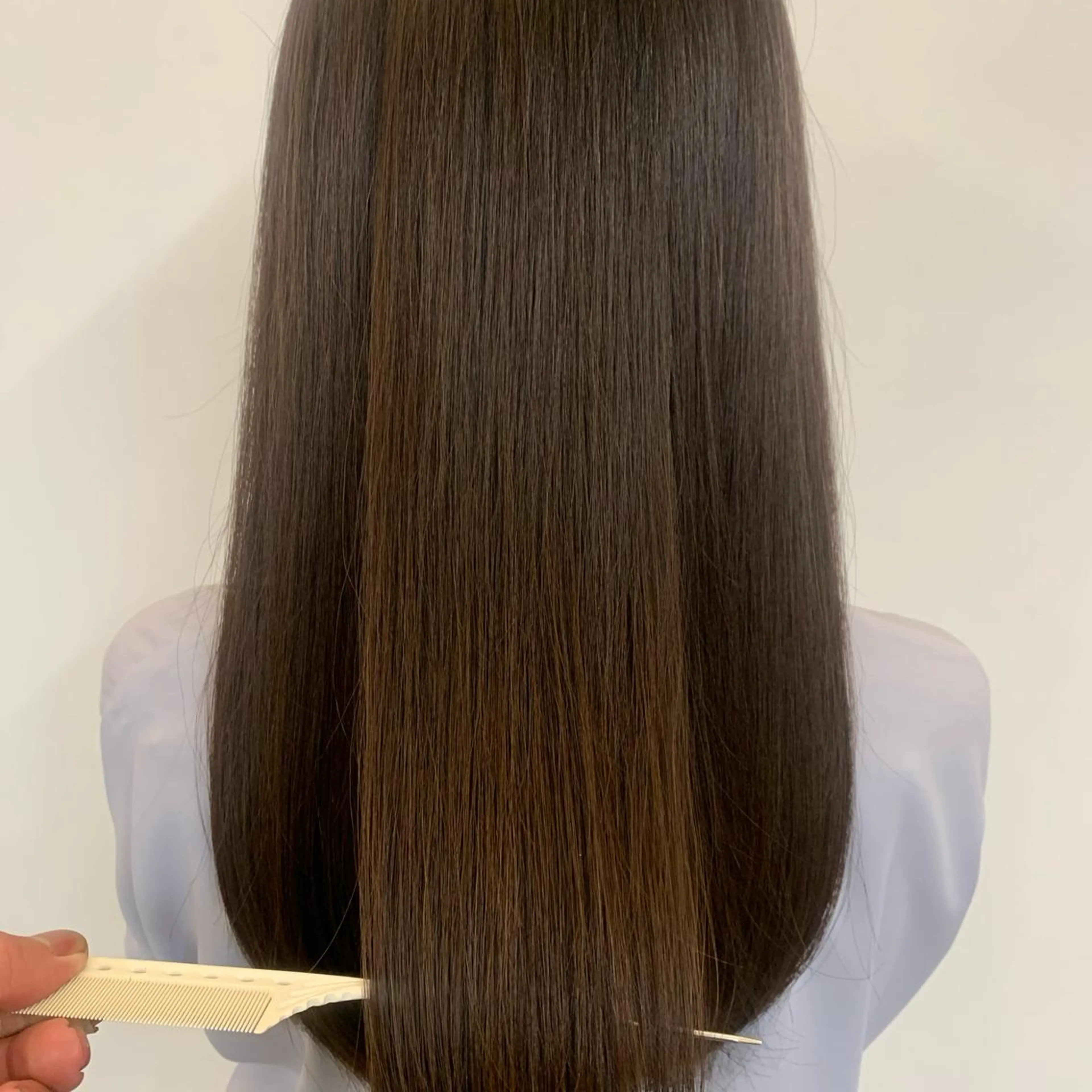 ミディアム ミディアムパーマ トリートメント トップ スタイリストのヘアスタイル