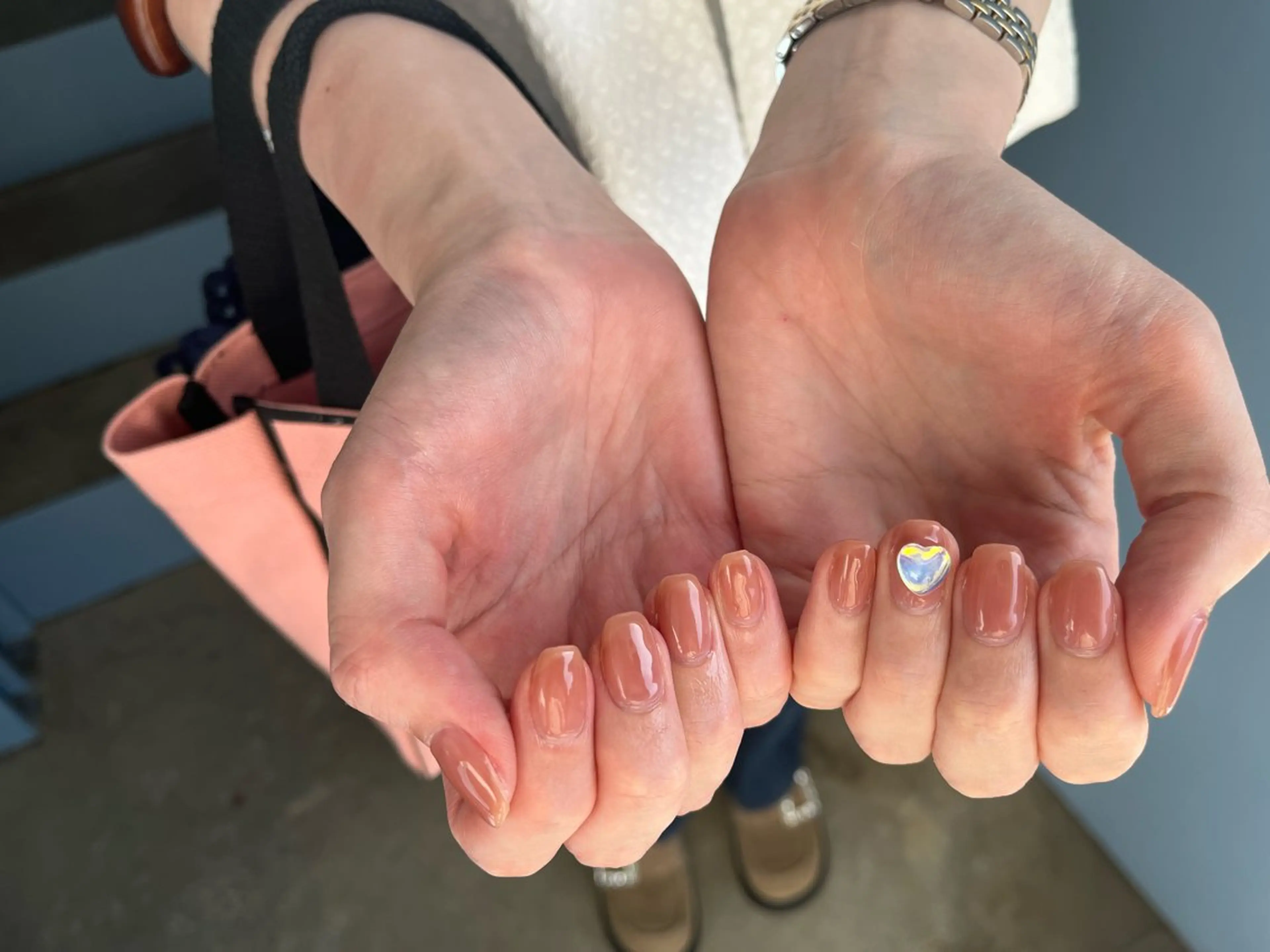 ネイル オーロラネイル フットネイル フレンチネイル ジェルネイル ハート kiki nail たまプラーザのネイルデザイン