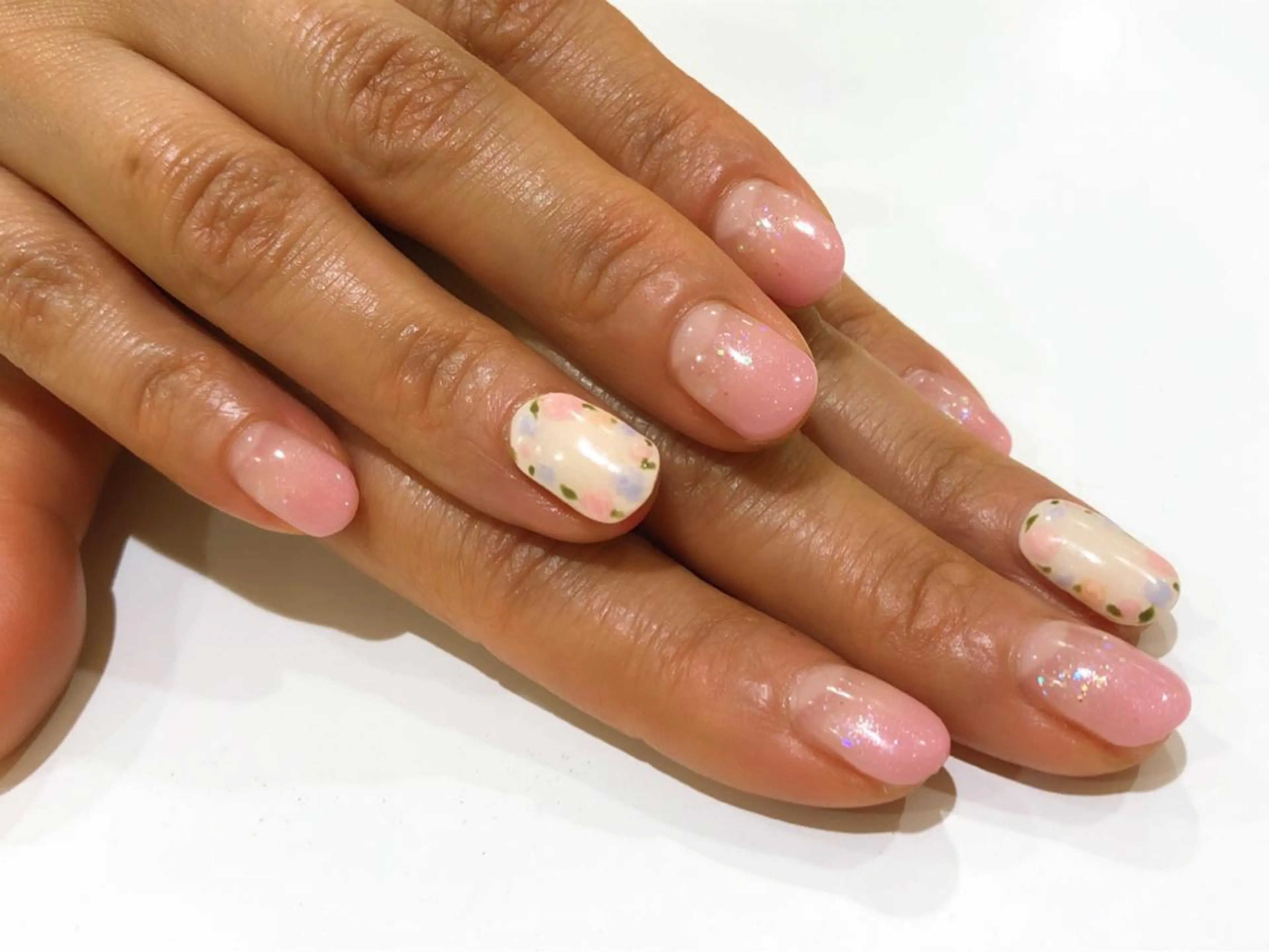 キッズ ネイル マツエク・マツパ アートネイル a:Qネイル /久米川のネイルデザイン