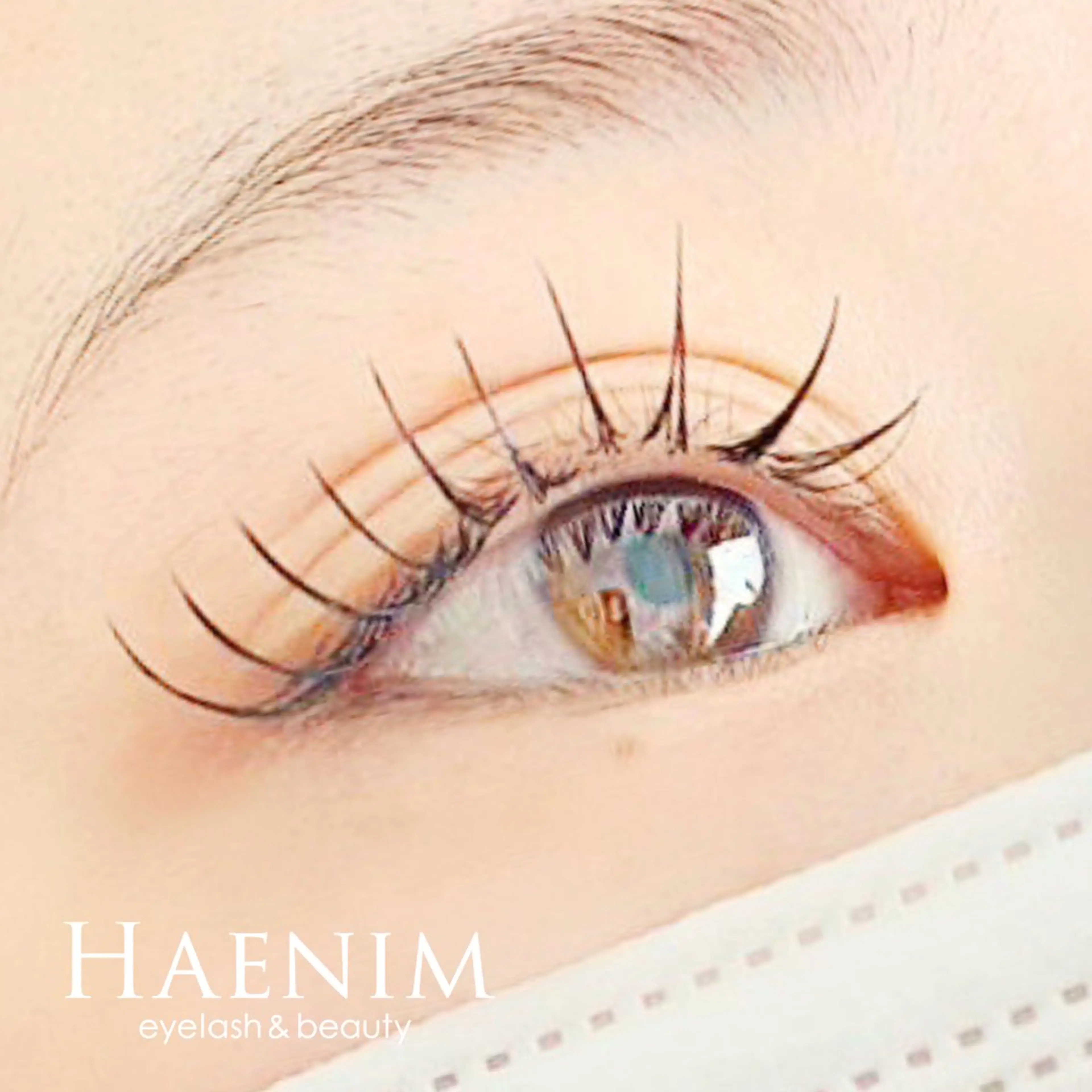 マツエク・マツパ 束感まつ毛 フラットラッシュ Ayaka .のマツエク・マツパデザイン