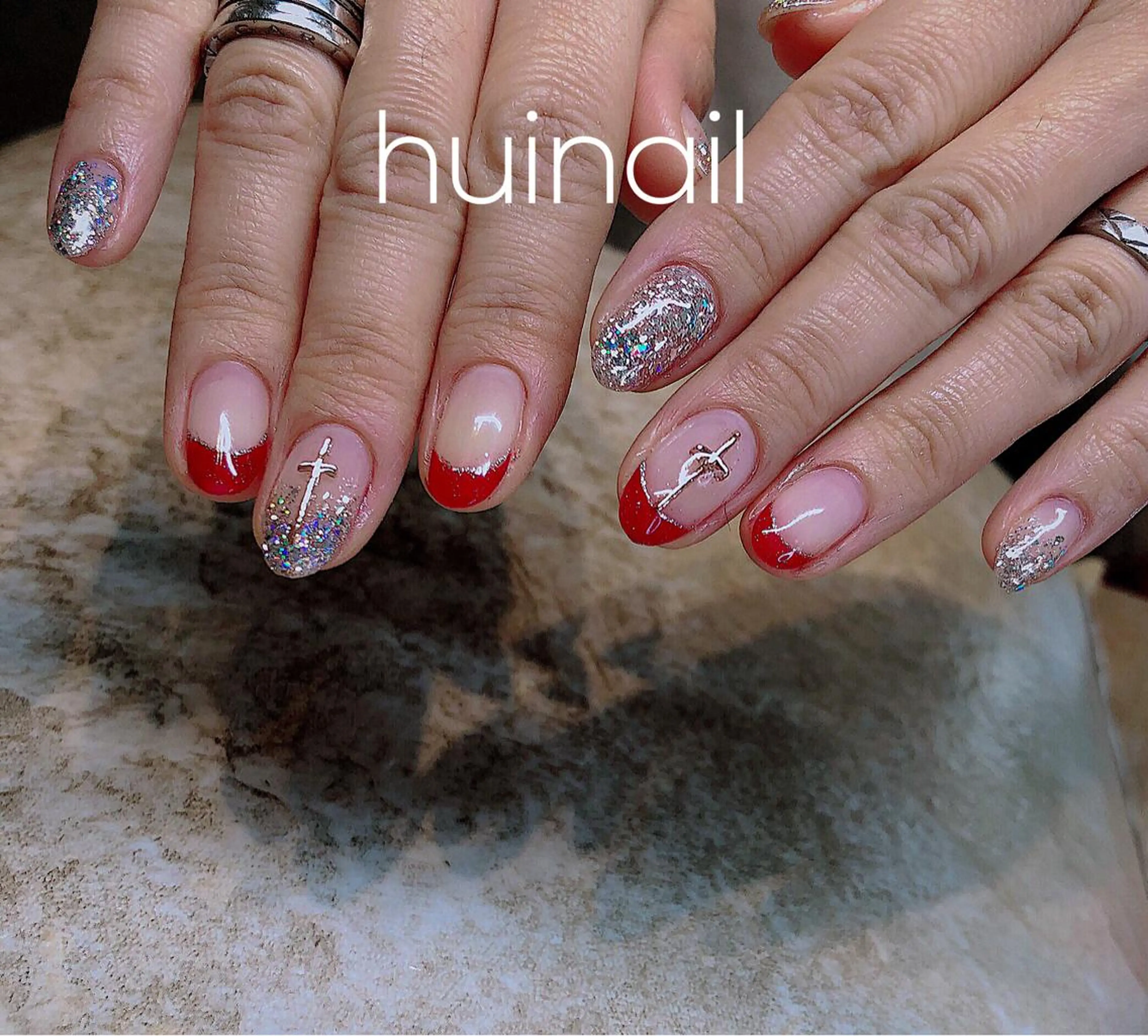 ミディアム めぐみのネイルサロン スタッフ練習のネイルデザイン