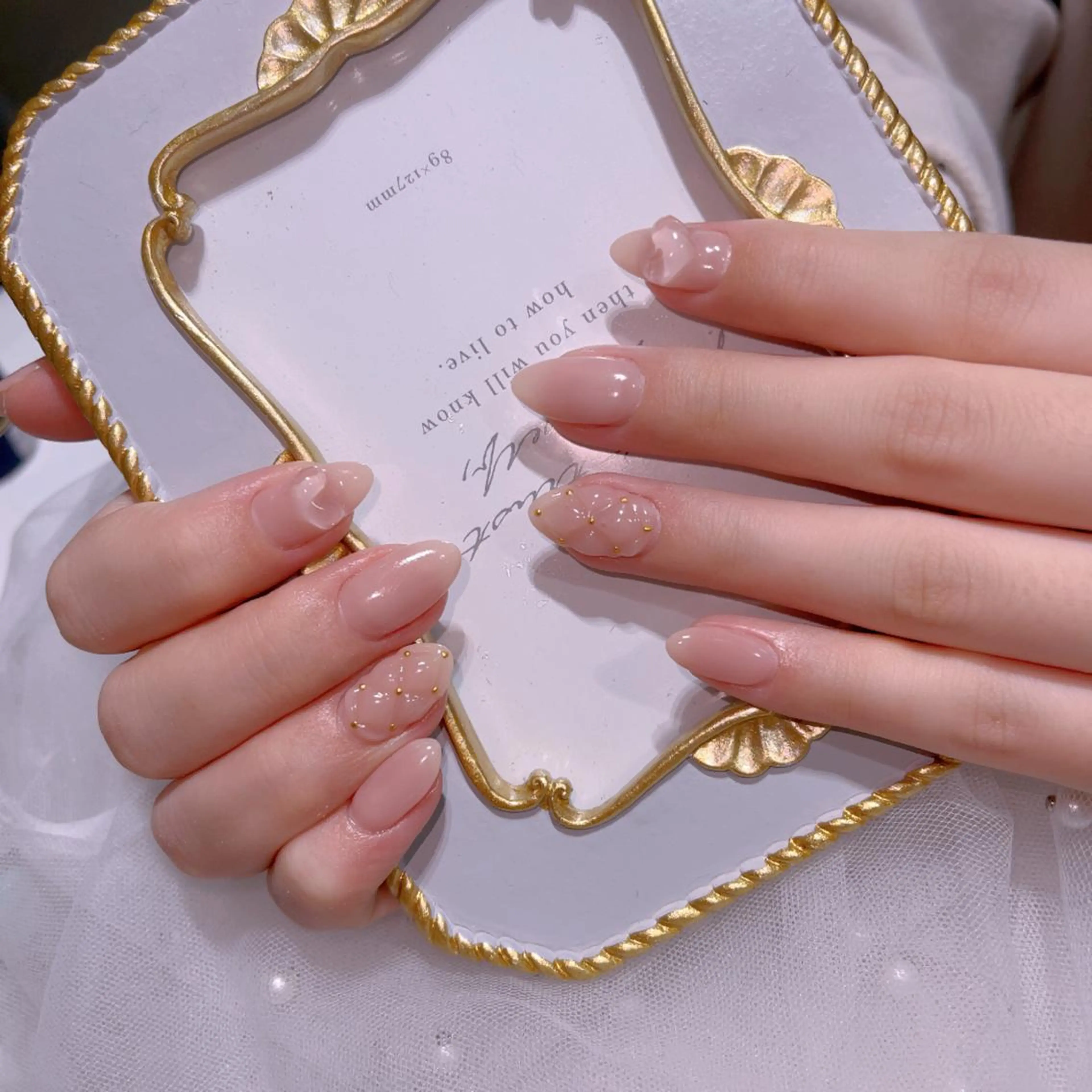 ネイル ハンドネイル Queens ciciのネイルデザイン