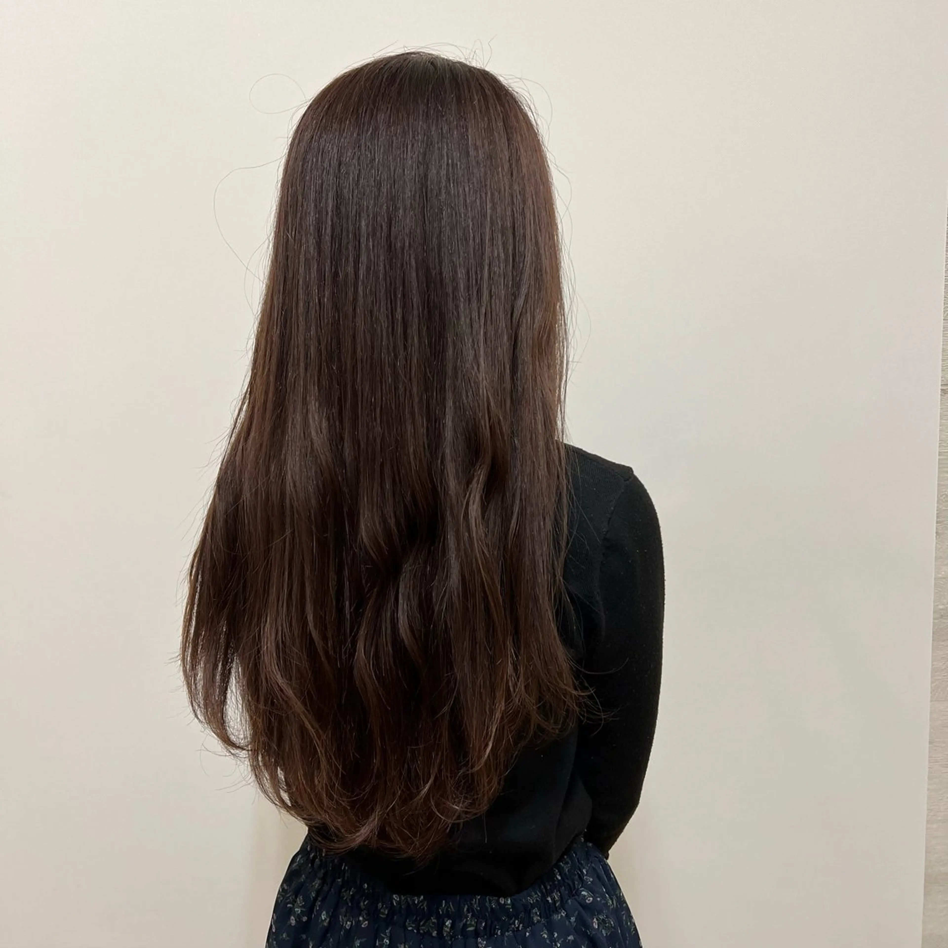 ロング カラー 濱地 美乃理のヘアスタイル