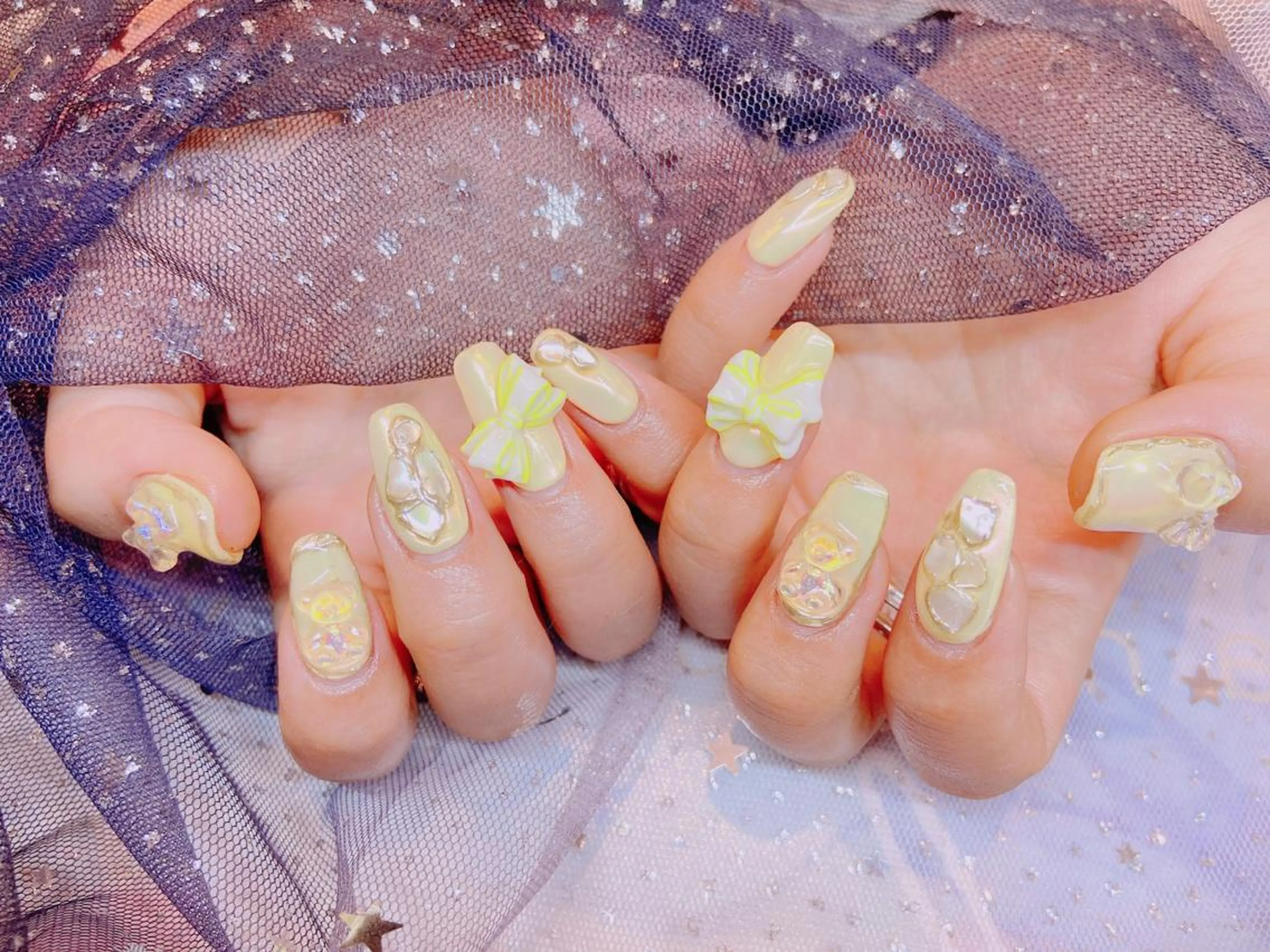 ネイル リボン 長さだし専門店 M2　rikaのネイルデザイン