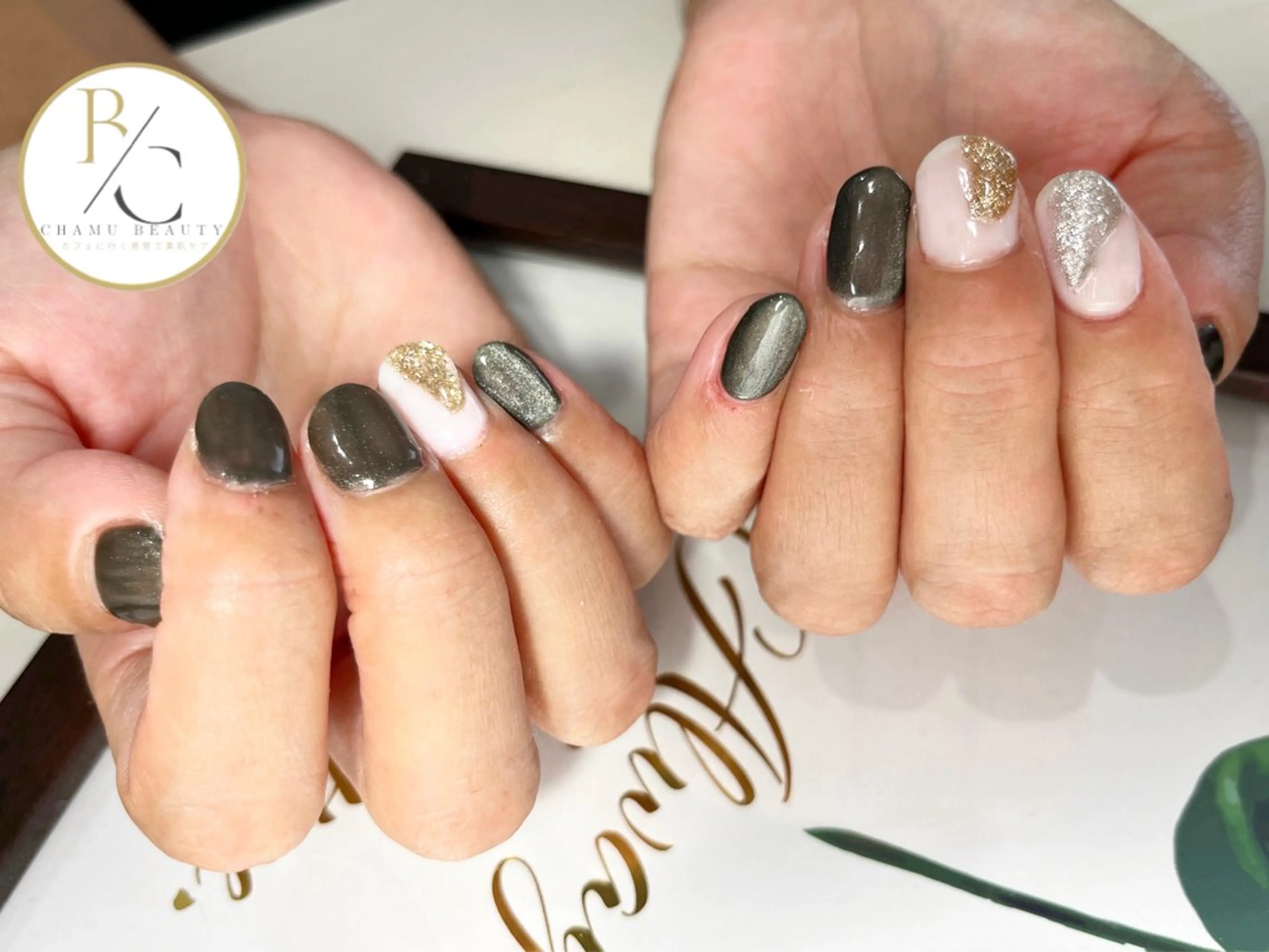 ネイル マグネットネイル 福田 志織のネイルデザイン