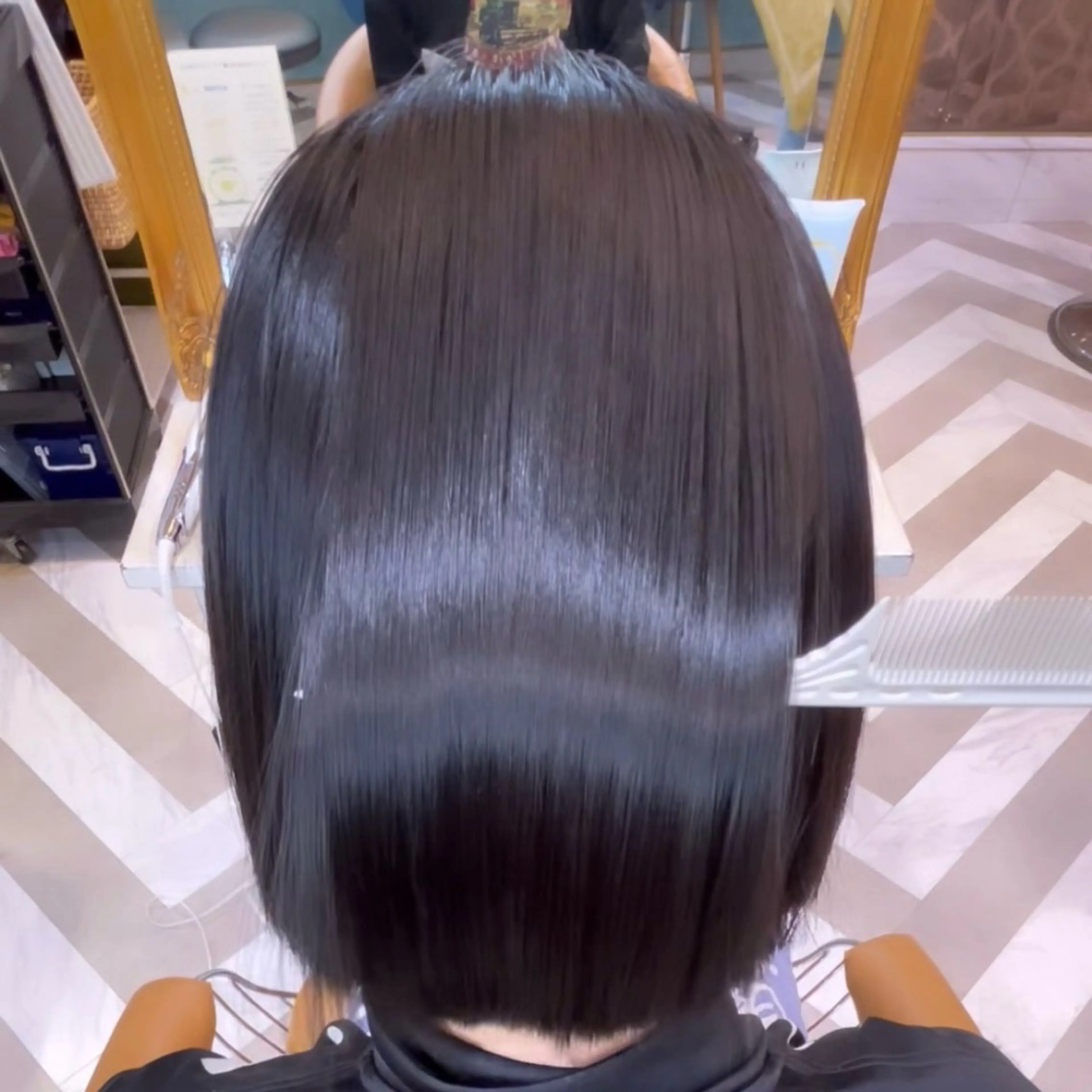 ミディアム 縮毛矯正 カット 縮毛矯正 トリートメント 髪質改善【縮毛矯正】 北千住 田邉 澪のヘアスタイル