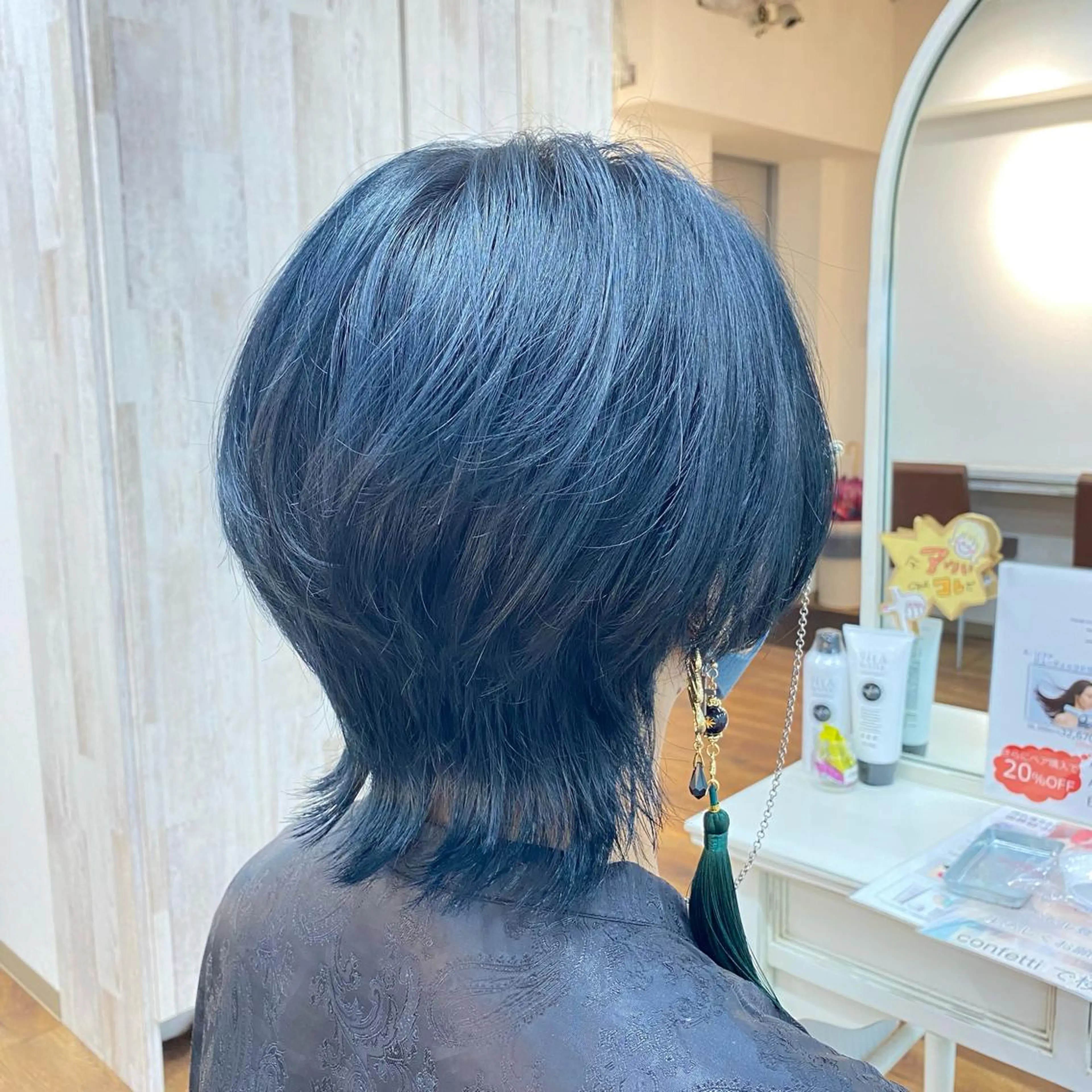 ショート カラー 大場 優のヘアスタイル